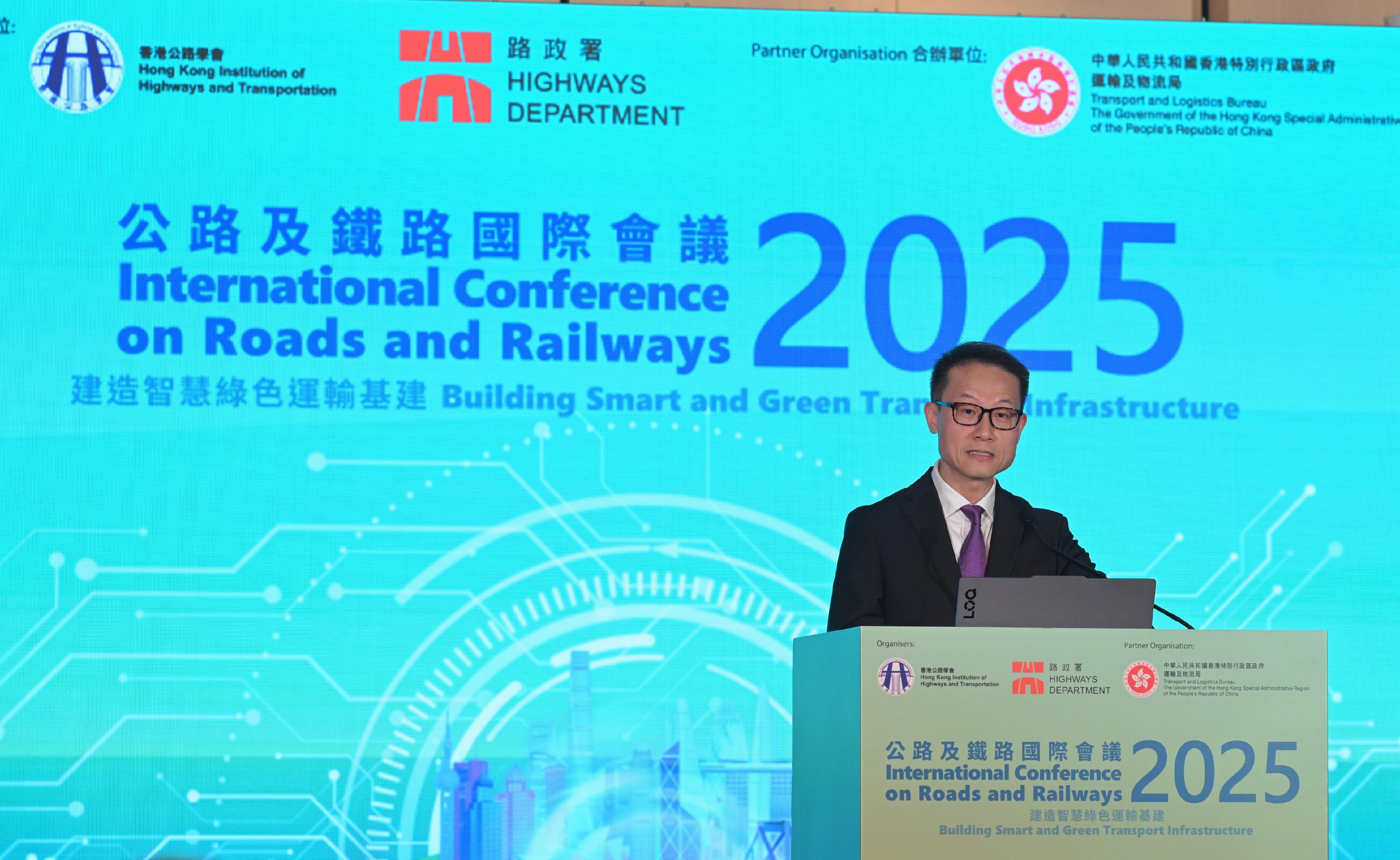 The Director of Highways, Mr Tony Yau, delivers a keynote speech at the International Conference on Roads and Railways 2025 today (June 12).