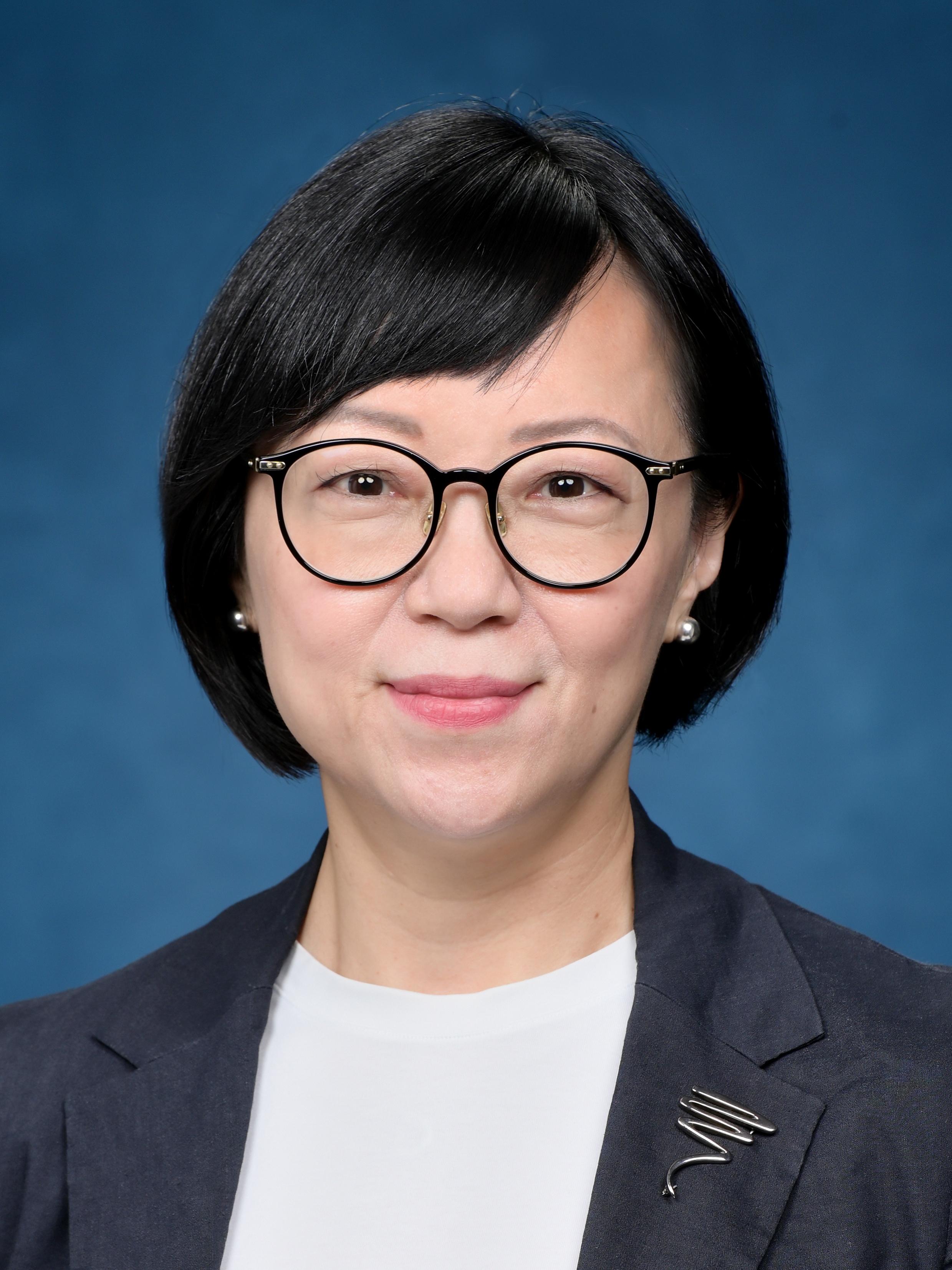 現任政務司司長私人辦公室政策統籌主任黃潔怡將於二○二五年七月三日出任公司註冊處處長。

