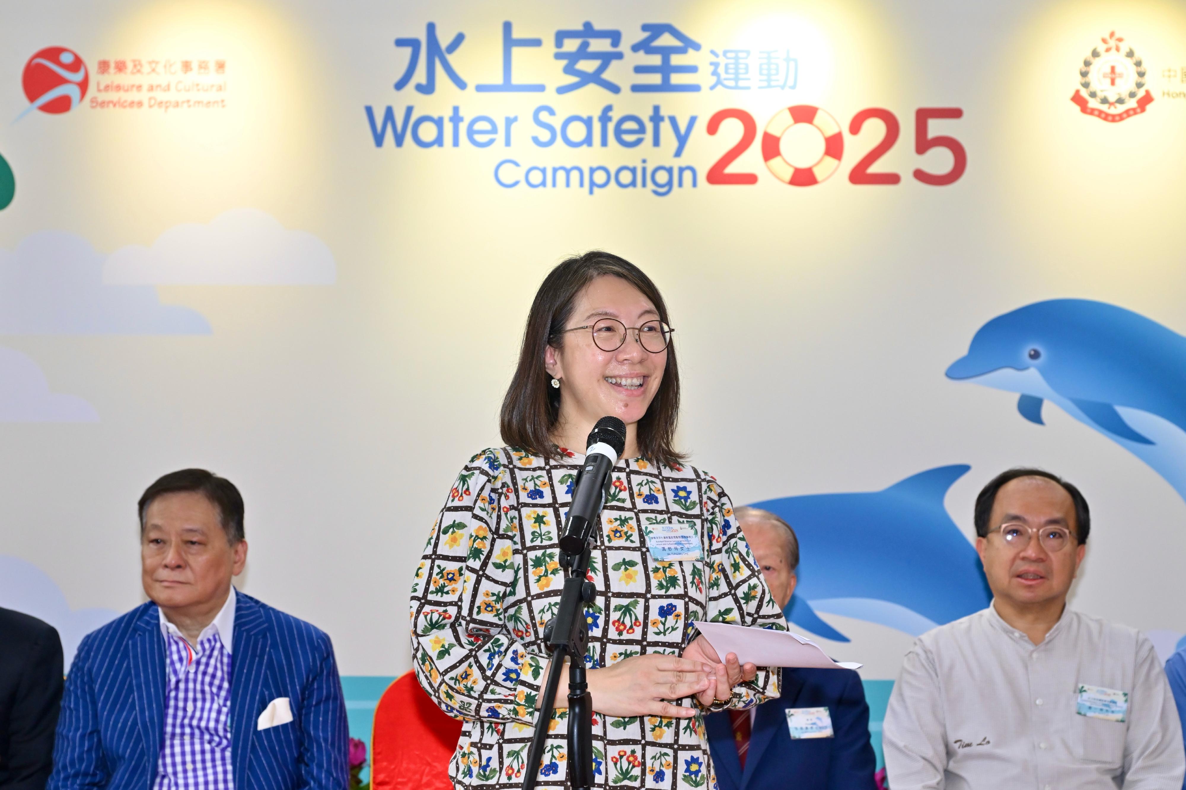 Addressing the prize presentation ceremony of Water Safety Campaign 2025 today (June 28), Assistant Director (Leisure Services) of the Leisure and Cultural Services Department Ms Fung Miu-ling appealed to members of the public to take heed of water safety advice while swimming.
