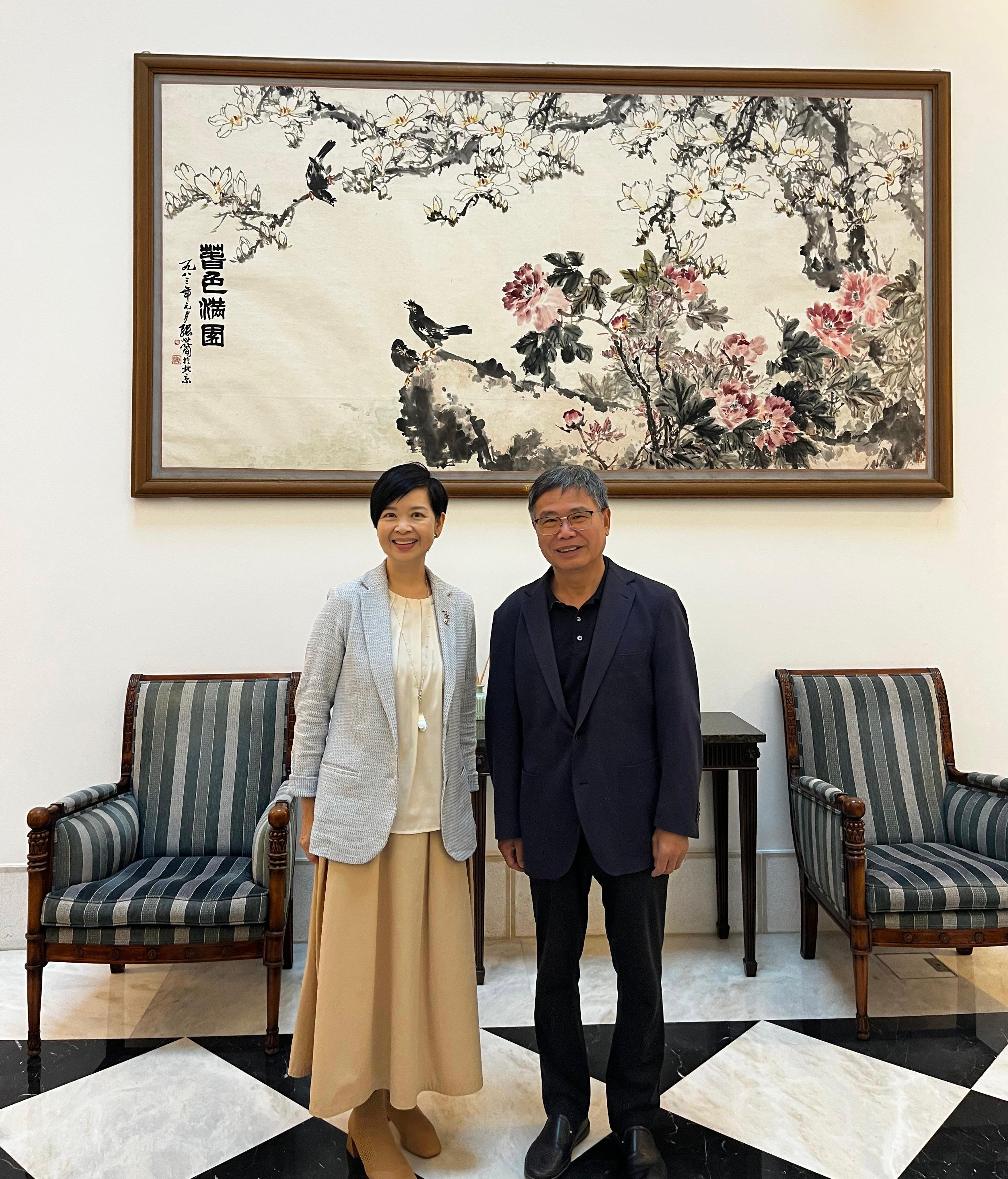 The Secretary for Housing, Ms Winnie Ho, began her visit to Lisbon, Portugal, yesterday (July 2, Lisbon time). Photo shows Ms Ho (left) calling on the Ambassador Extraordinary and Plenipotentiary of the People's Republic of China to the Portuguese Republic, Mr Zhao Bentang (right), to brief him on Hong Kong's latest housing policies and initiatives.