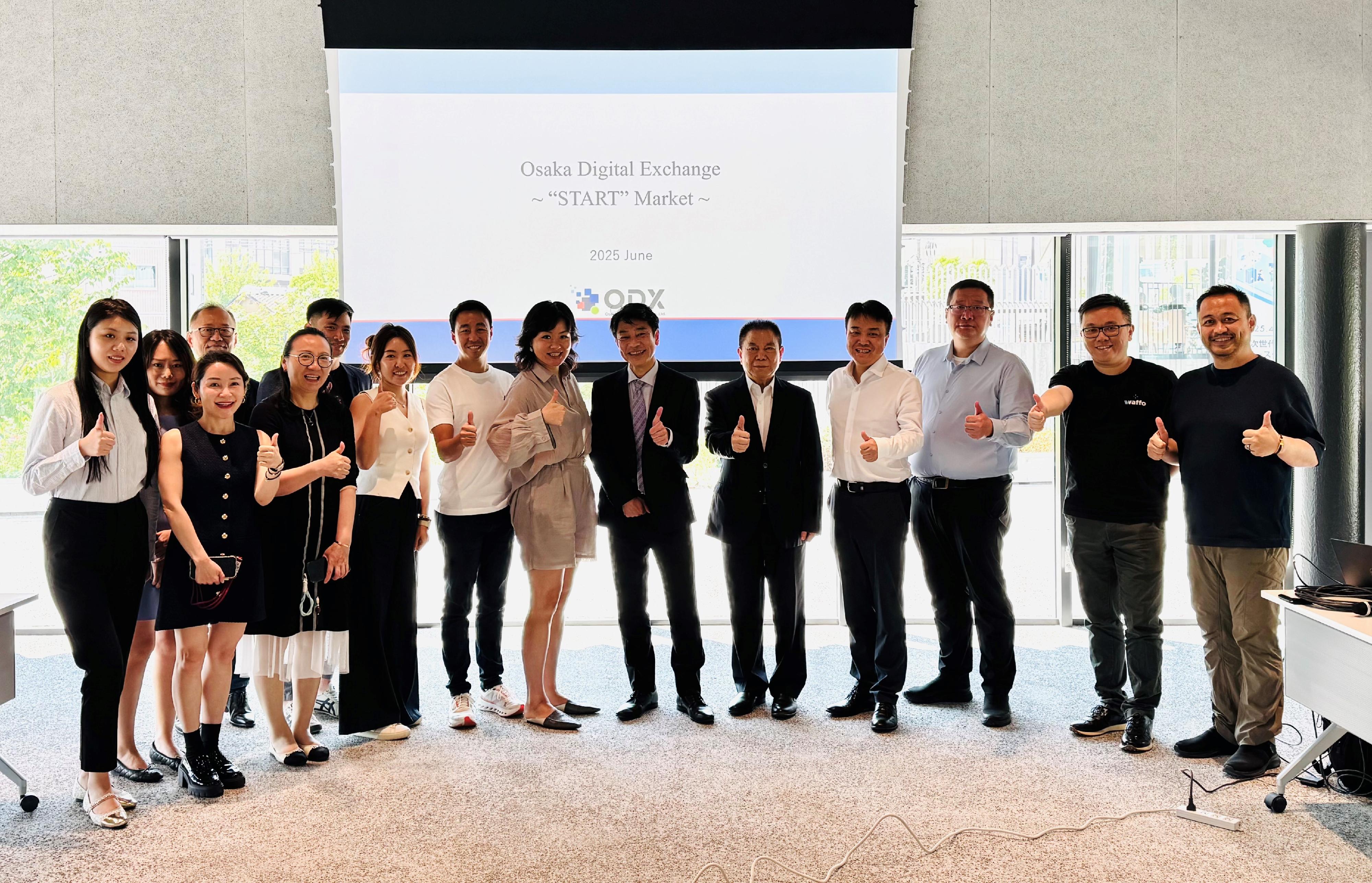 Invest Hong Kong (InvestHK) embarked on a visit to Japan from June 30 to July 4, with stops in Osaka and Kyoto. Photo shows representatives of InvestHK and delegates participating in a meeting with Osaka Digital Exchange in Osaka on June 30.