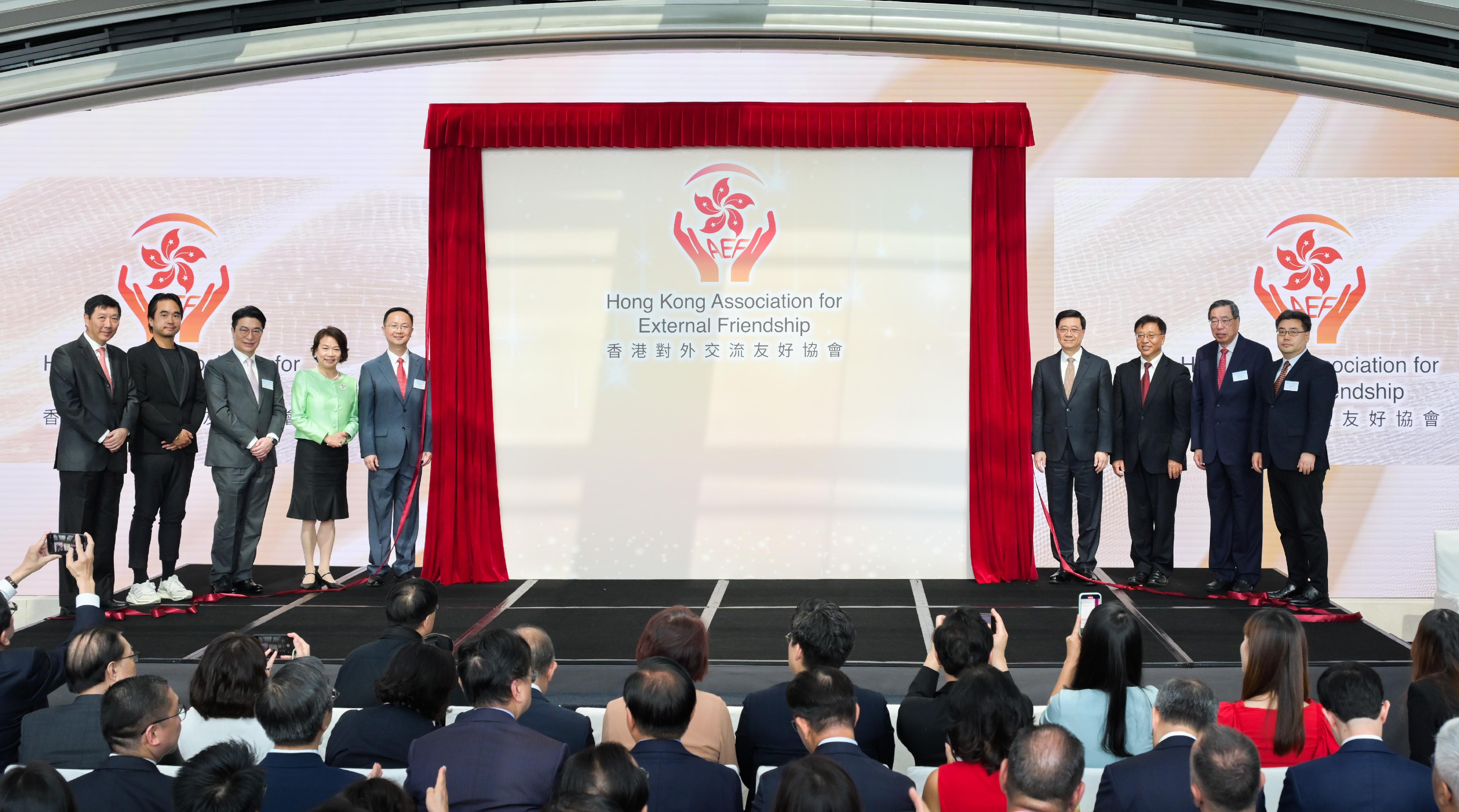 The Chief Executive, Mr John Lee, attended the Hong Kong Association for External Friendship Inauguration Ceremony today (July 5). Photo shows (from fourth left) the Founding President and Chief Executive Officer of the Hong Kong Association for External Friendship, Professor Priscilla Leung; the Secretary General of the Chinese People's Association for Friendship with Foreign Countries, Mr Sun Xueqing; Mr Lee; the Commissioner of the Ministry of Foreign Affairs of the People's Republic of China in the Hong Kong Special Administrative Region, Mr Cui Jianchun, and other guests officiating at the ceremony.
