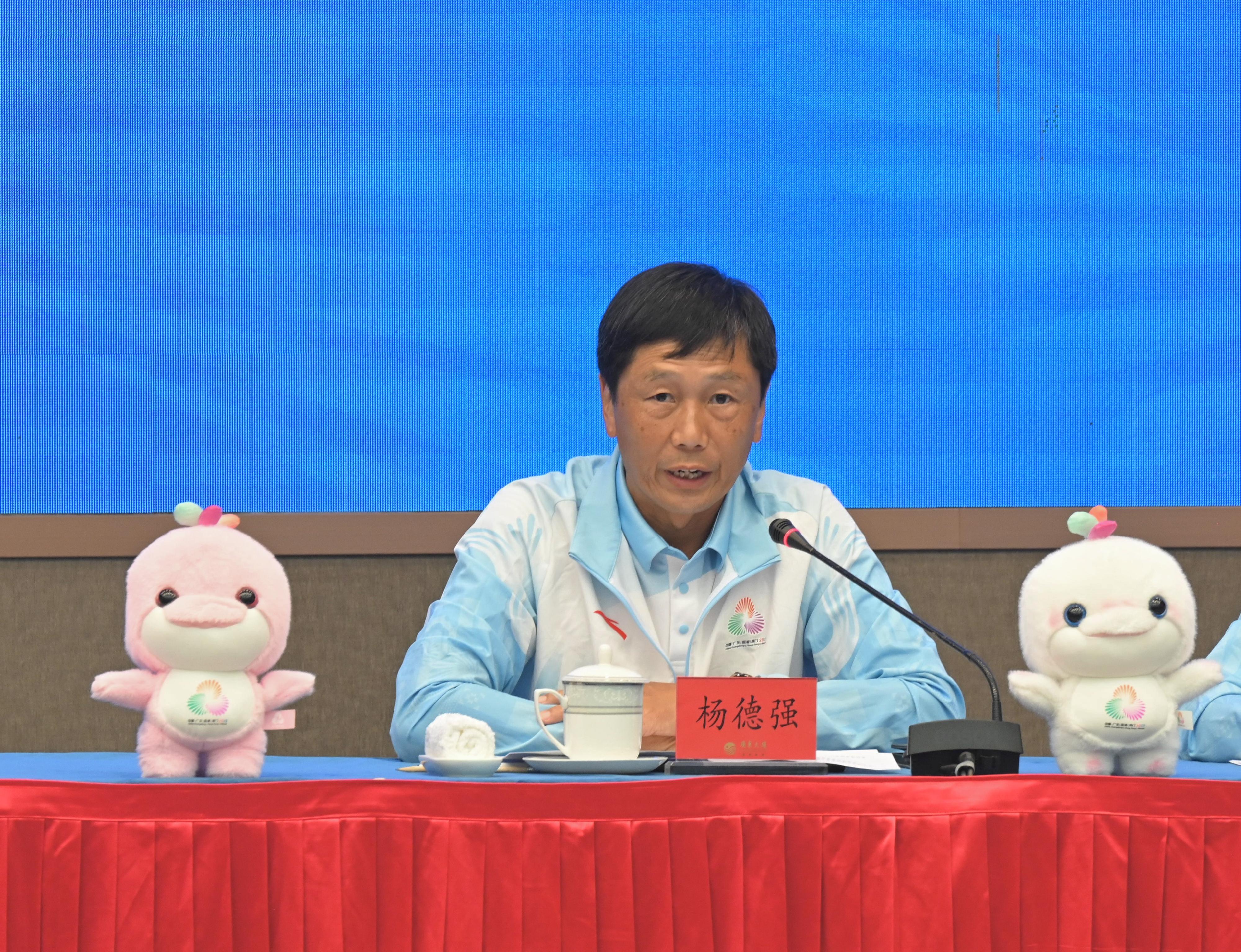 The Guangdong Provincial Executive Committees for the 15th National Games (NG), the 12th National Games for Persons with Disabilities (NGD), and the 9th National Special Olympic Games (NSOG), the National Games Coordination Office (Hong Kong) (NGCO) of the Hong Kong Special Administrative Region Government and the Preparatory Office for the 15th NG, the 12th NGD and the 9th NSOG in Macao held a press conference in Guangzhou today (July 8) to introduce the preparatory work for the 15th NG, the 12th NGD and the 9th NSOG in Guangdong, Hong Kong and Macao, and the future work plan. Photo shows the Head of the NGCO, Mr Yeung Tak-keung, delivering a speech at the press conference.