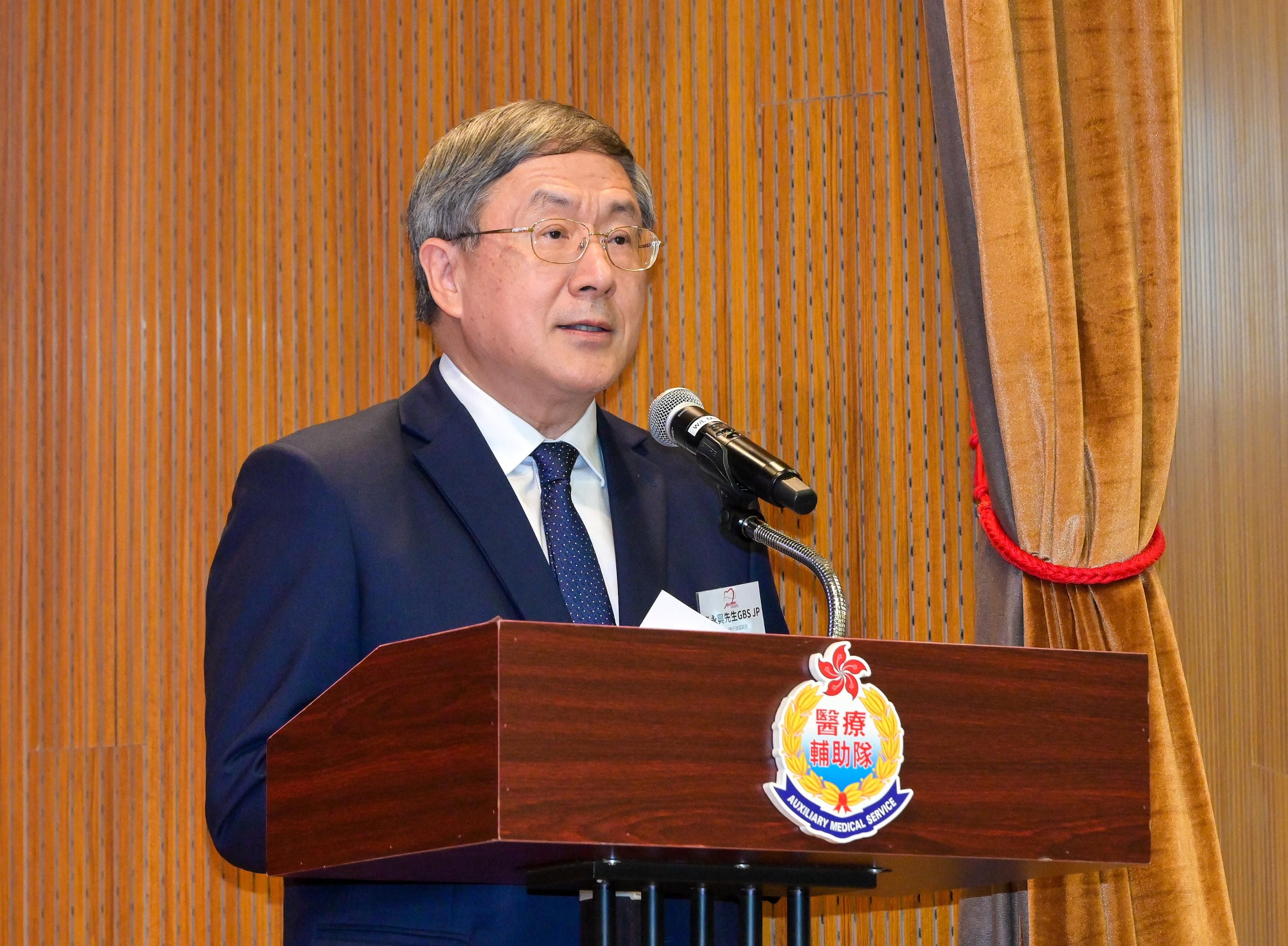 政務司副司長卓永興今日（七月十一日）在同心同根萬里行2025授旗禮致辭。