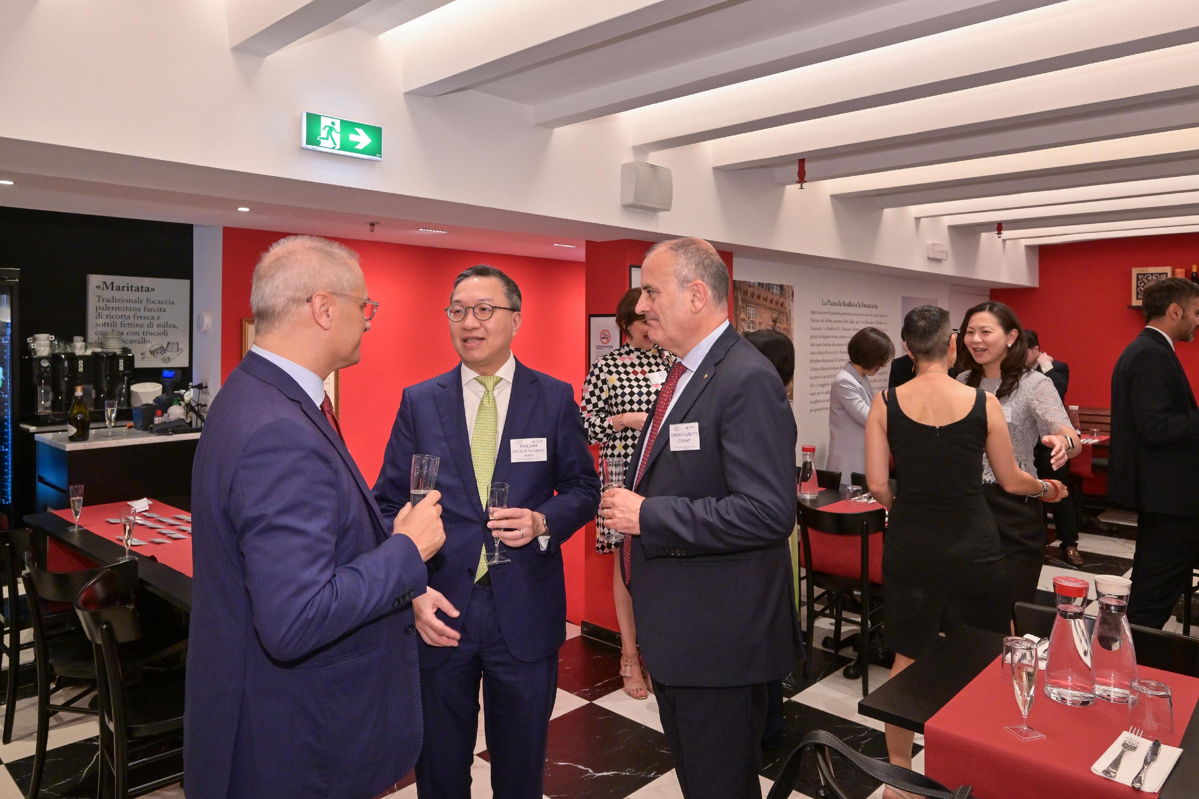 The Secretary for Justice, Mr Paul Lam, SC (centre), attended a networking lunch hosted by the Italy China Council Foundation and supported by the Italian confederation of small and medium private industries in Rome, Italy on July 11 (Rome time).