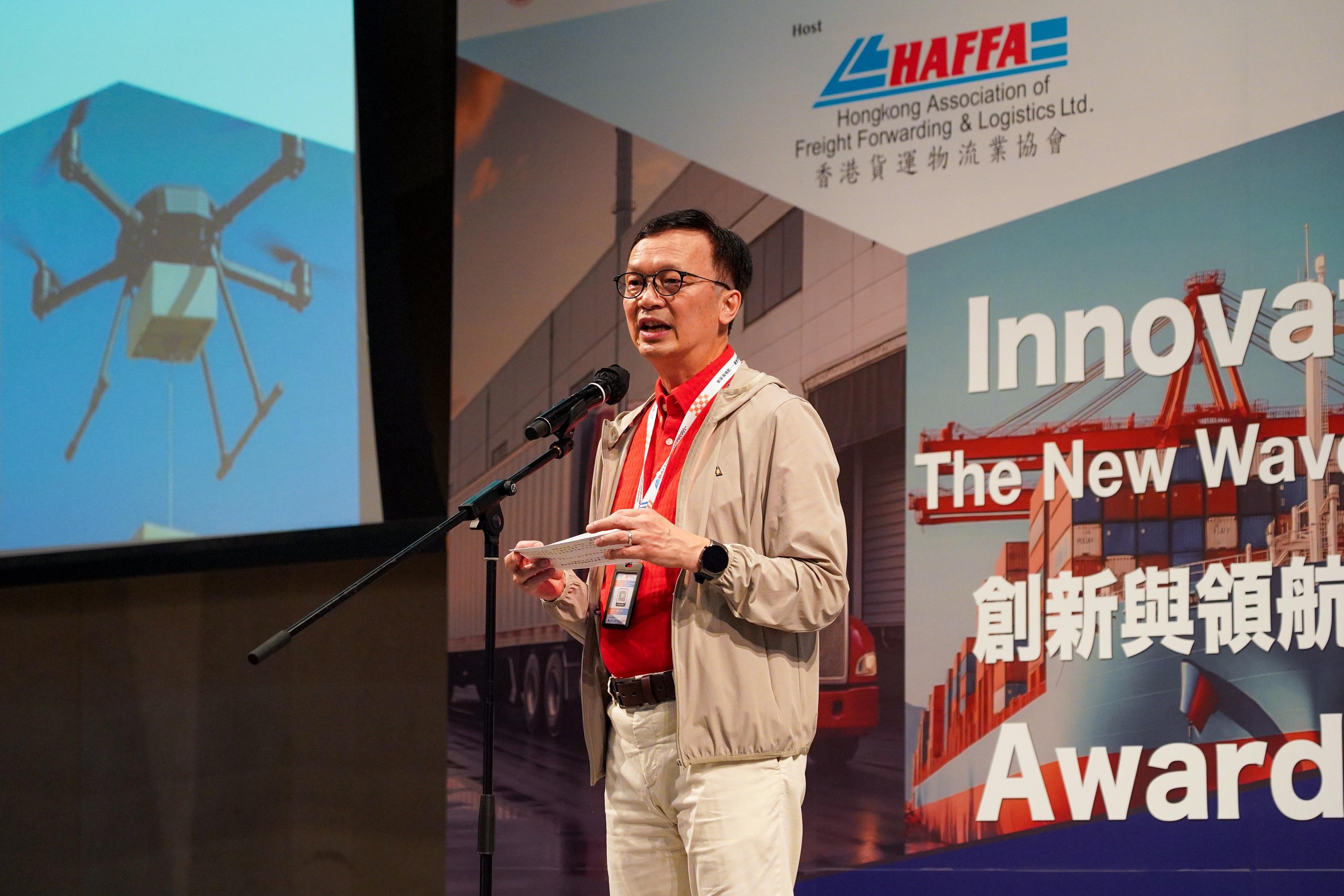 The Innovate and Lead - The New Wave Logistics Competition was held today (July 19). Photo shows the Under Secretary for Transport and Logistics, Mr Liu Chun-san, speaking at the award ceremony.