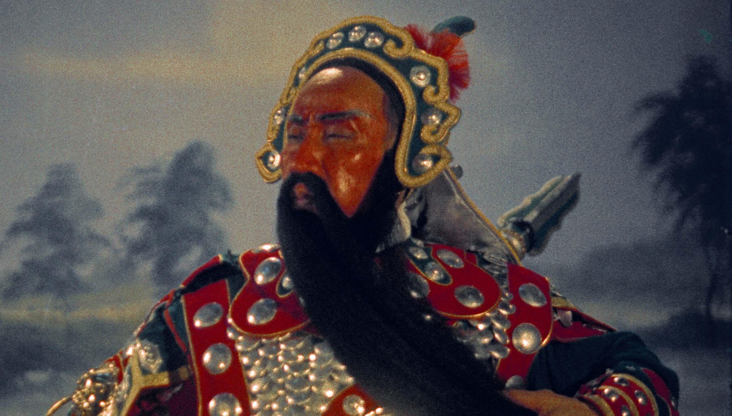 The Hong Kong Film Archive of the Leisure and Cultural Services Department will present a programme entitled "Cantonese Opera Films: The Legend of Guan Gong" from August 30 to September 7, featuring five Cantonese opera films in the 1950s and 1960s starring virtuosos. Photo shows a film still of "General Kwan Escorts His Sisters-in-Law on a Thousand Mile Journey" (1957).