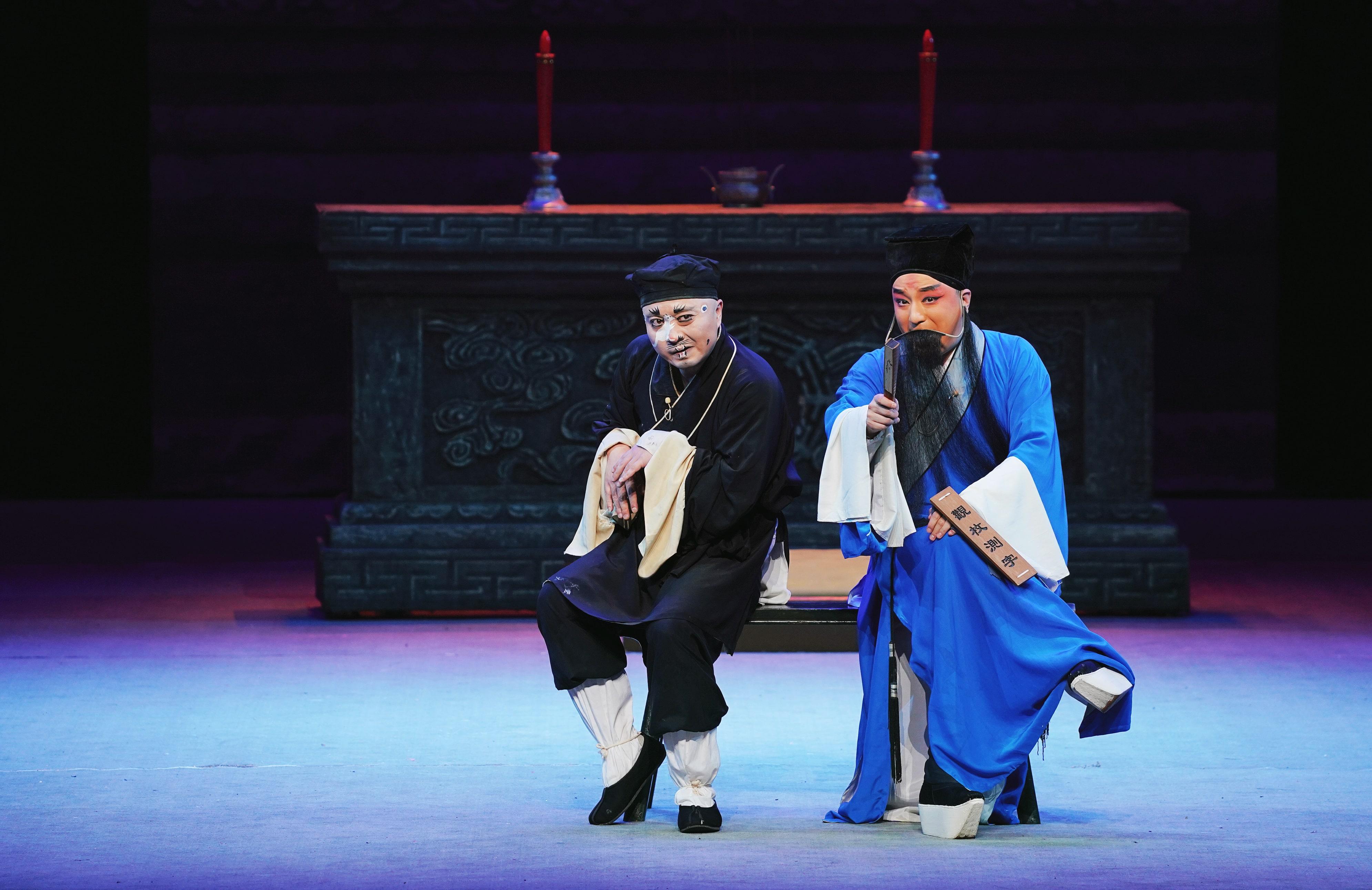 The Chinese Culture Festival 2025 has invited Zhejiang Jingkun Art Center (Kun Opera Troupe) to present timeless masterpieces in Hong Kong in August. Photo shows a scene from "Fifteen Strings of Cash".

