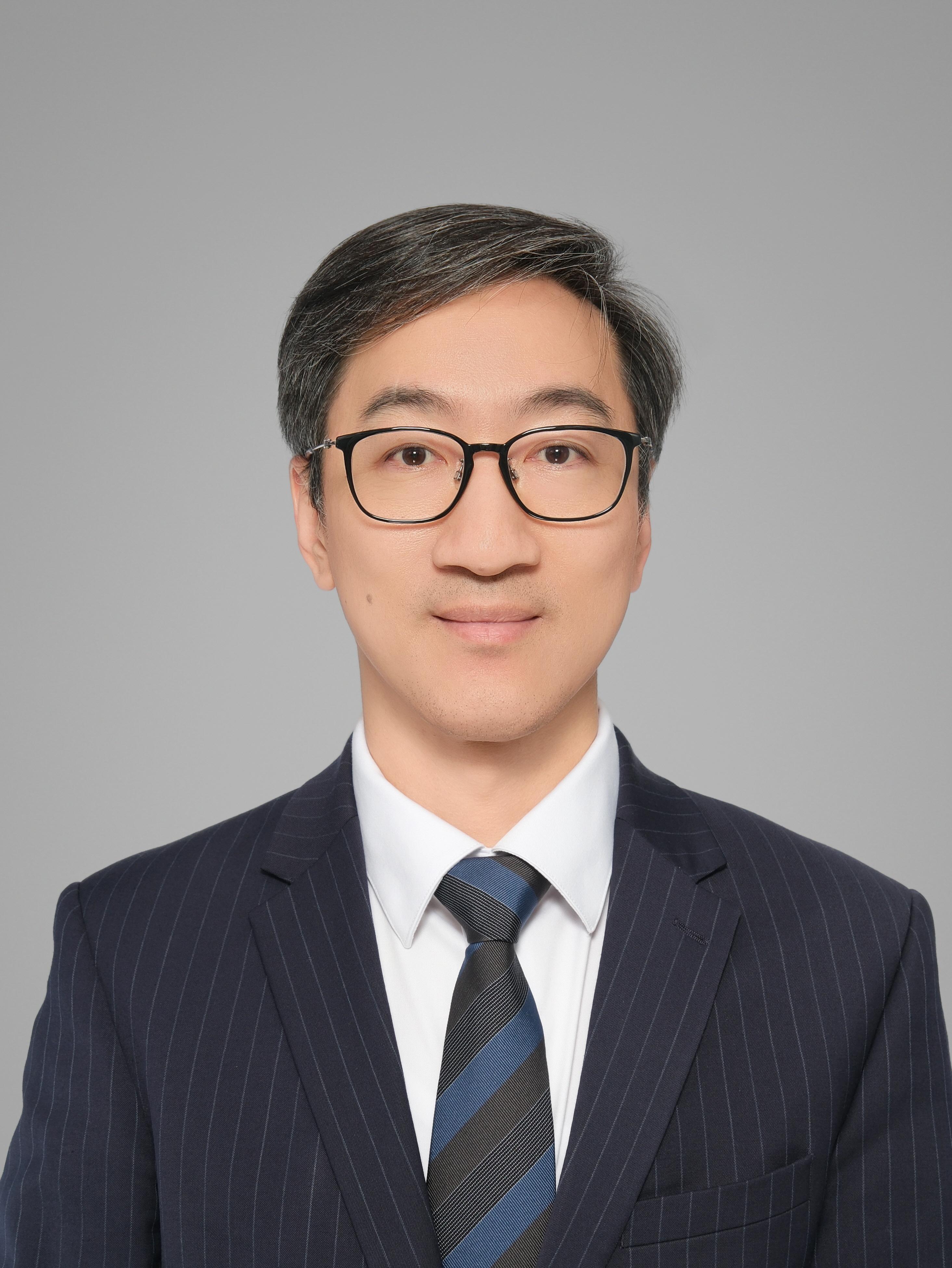 醫院管理局今日（七月二十四日）公布劉柱良醫生獲委任為博愛醫院及天水圍醫院行政總監，將於八月一日履新。