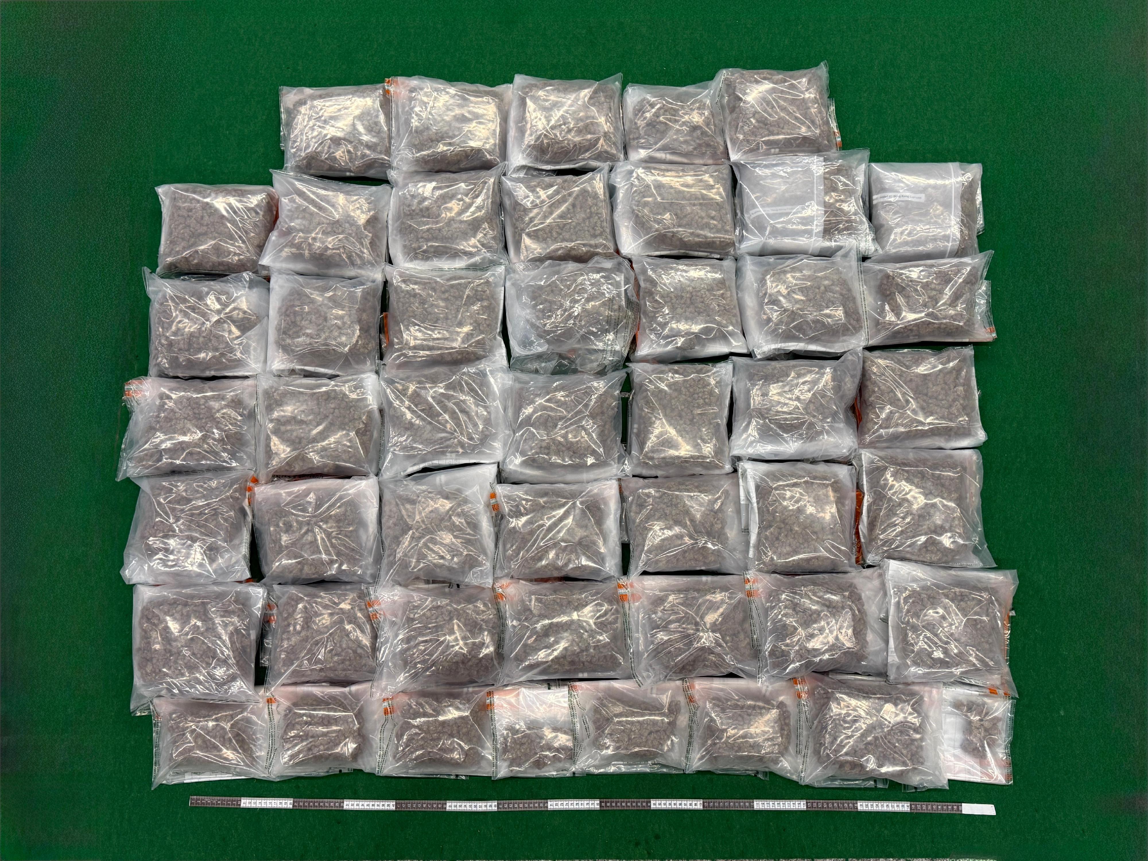 Hong Kong Customs yesterday (July 27) detected three drug trafficking cases involving air passengers at Hong Kong International Airport and seized about 41 kilograms of suspected cannabis buds with a total estimated market value of about $8.8 million. Photos show the suspected cannabis buds seized.