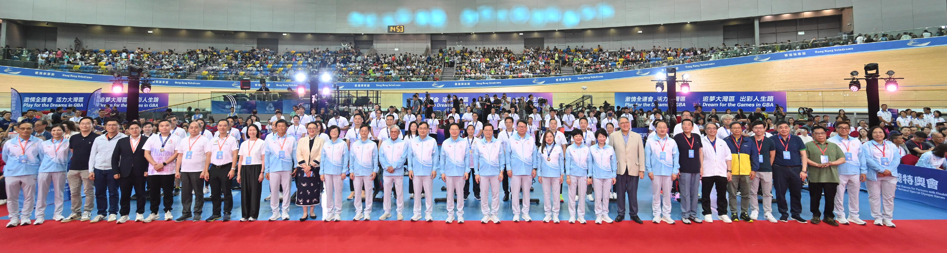 The Chief Executive, Mr John Lee, attended the 100-day countdown event for the 15th National Games (NG), the 12th National Games for Persons with Disabilities and the 9th National Special Olympic Games (Hong Kong) today (August 2). Photo shows (from 14th left) the President of the Sports Federation & Olympic Committee of Hong Kong, China, Mr Timothy Fok; the Vice President and Secretary-General of the Organising Committee of the 15th NG and Standing Committee member of the CPC Guangdong Provincial Committee, Mr Wang Xi; the Director of the Liaison Office of the Central People's Government in the Hong Kong Special Administrative Region, Mr Zhou Ji; Mr Lee; the Chief Secretary for Administration, Mr Chan Kwok-ki; the Secretary for Culture, Sports and Tourism, Miss Rosanna Law; the President of the China Hong Kong Paralympic Committee, Mrs Jenny Fung, and other guests at the event.