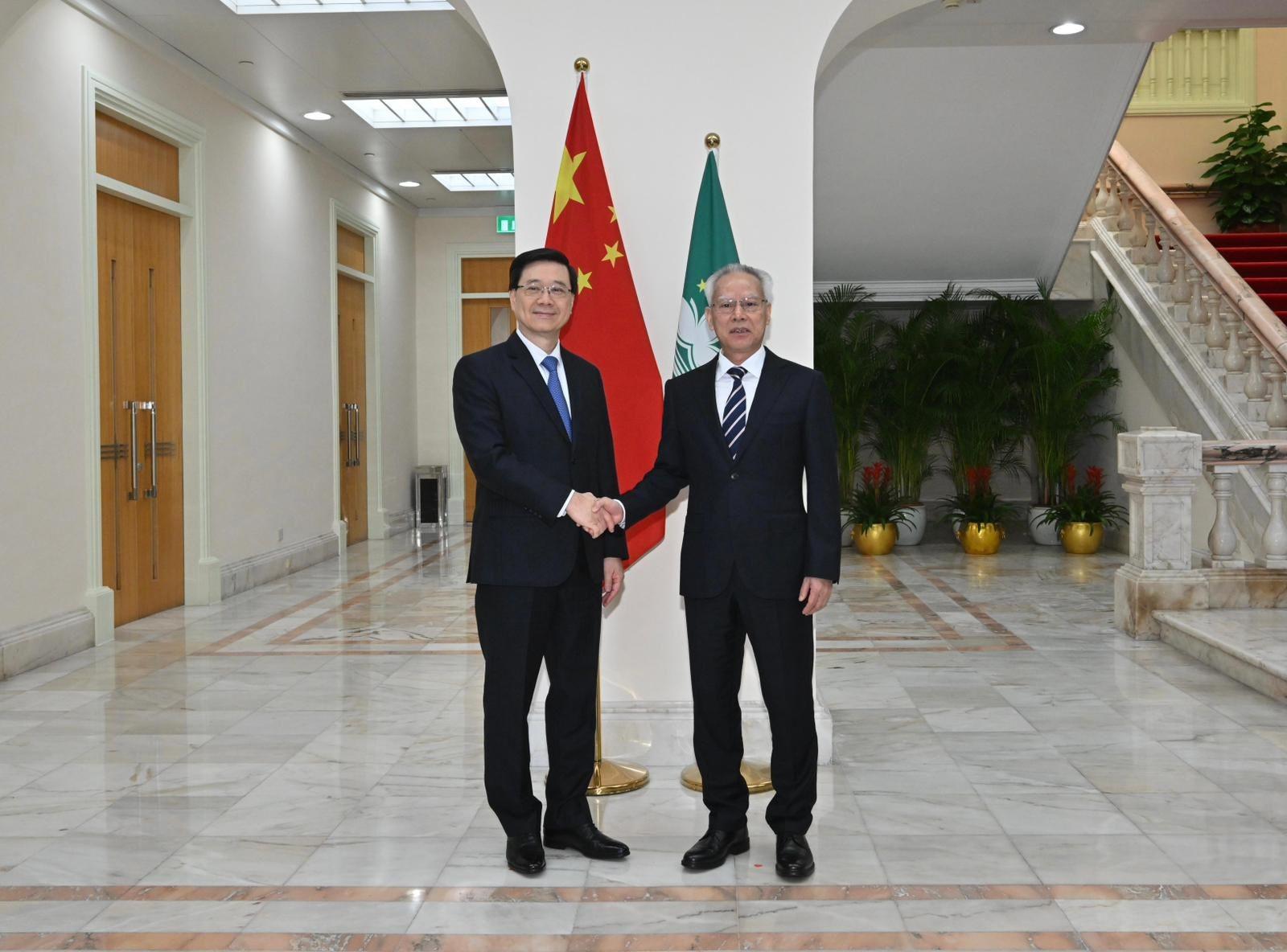 The Chief Executive, Mr John Lee, visited Macao today (August 5). Photo shows Mr Lee (left) and the Chief Executive of the Macao Special Administrative Region (SAR), Mr Sam Hou-fai (right), at the Macao SAR Government Headquarters.