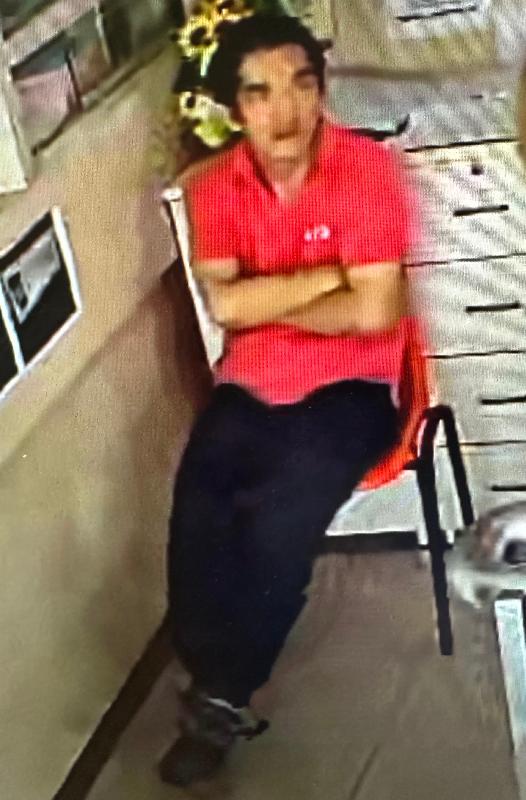 Li Lee, aged 56, is about 1.7 metres tall, 55 kilograms in weight and of medium build. He has a long face with yellow complexion and short black hair. 
