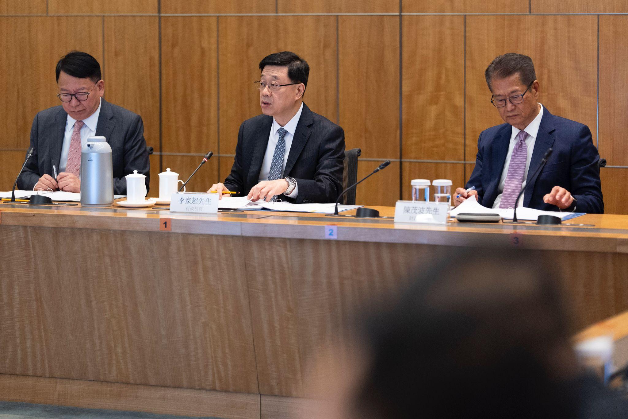 The Chief Executive, Mr John Lee, chaired the first meeting of the Chief Executive Counter-terrorism Steering Group today (August 13).
