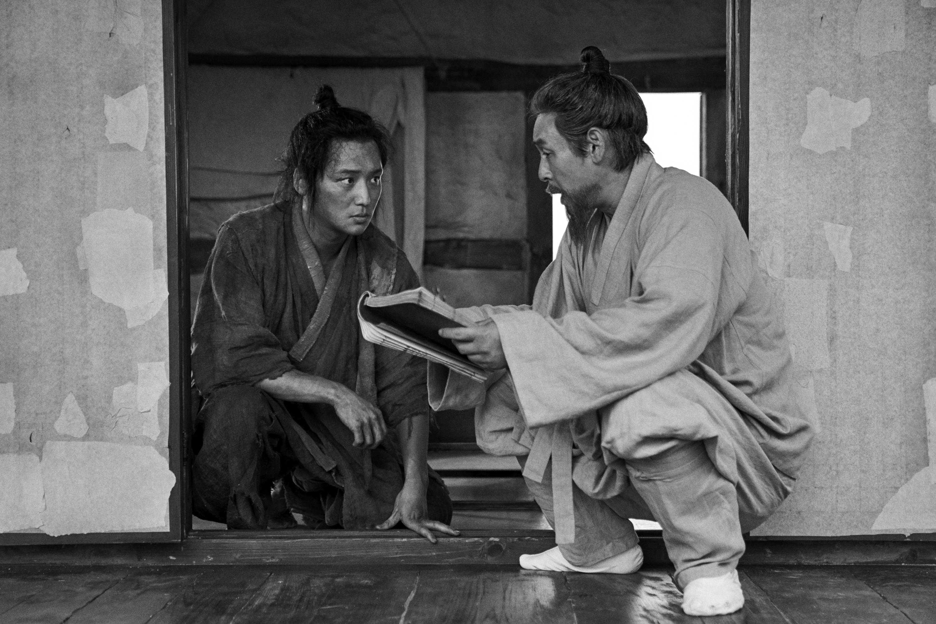 The Film Programmes Office of the Leisure and Cultural Services Department will present the programme "!NSPIRE Series 2025: Integrating the Modern and the Traditional: Chinese Humanism and Hong Kong Cinema" from September 21 to October 25, showcasing 12 films highlighting humanistic values at the Cinema of the Hong Kong Film Archive. Photo shows a film still of "The Book of Fish" (2021).