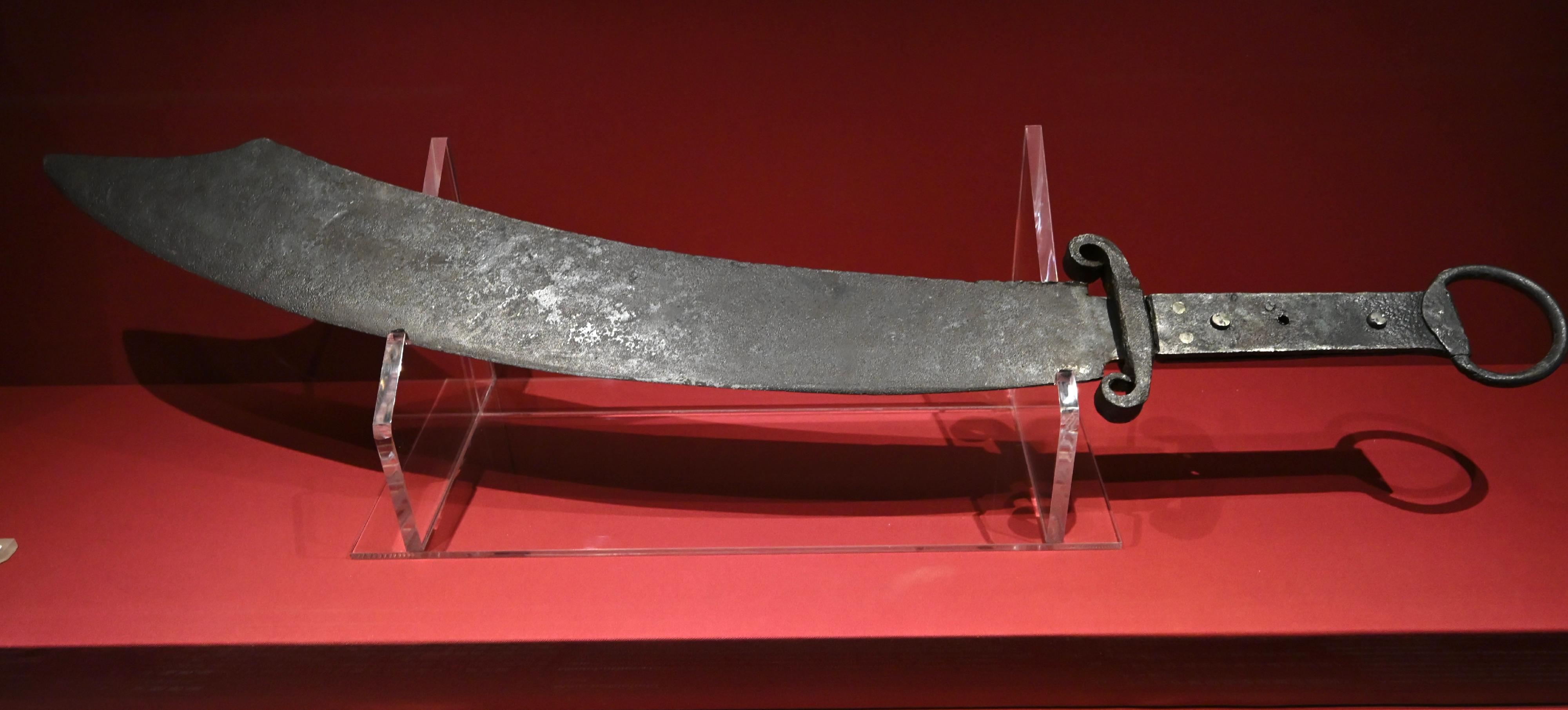 "The Hong Kong Jockey Club Series: United in Arms, Standing for Peace – 80th Anniversary of Chinese Victory in the War of Resistance Exhibition" will be staged at the Hong Kong Museum of History from tomorrow (August 27) until December 15. Photo shows a "dadao" sabre used by Chinese soldiers during the Battle of Taierzhuang.
