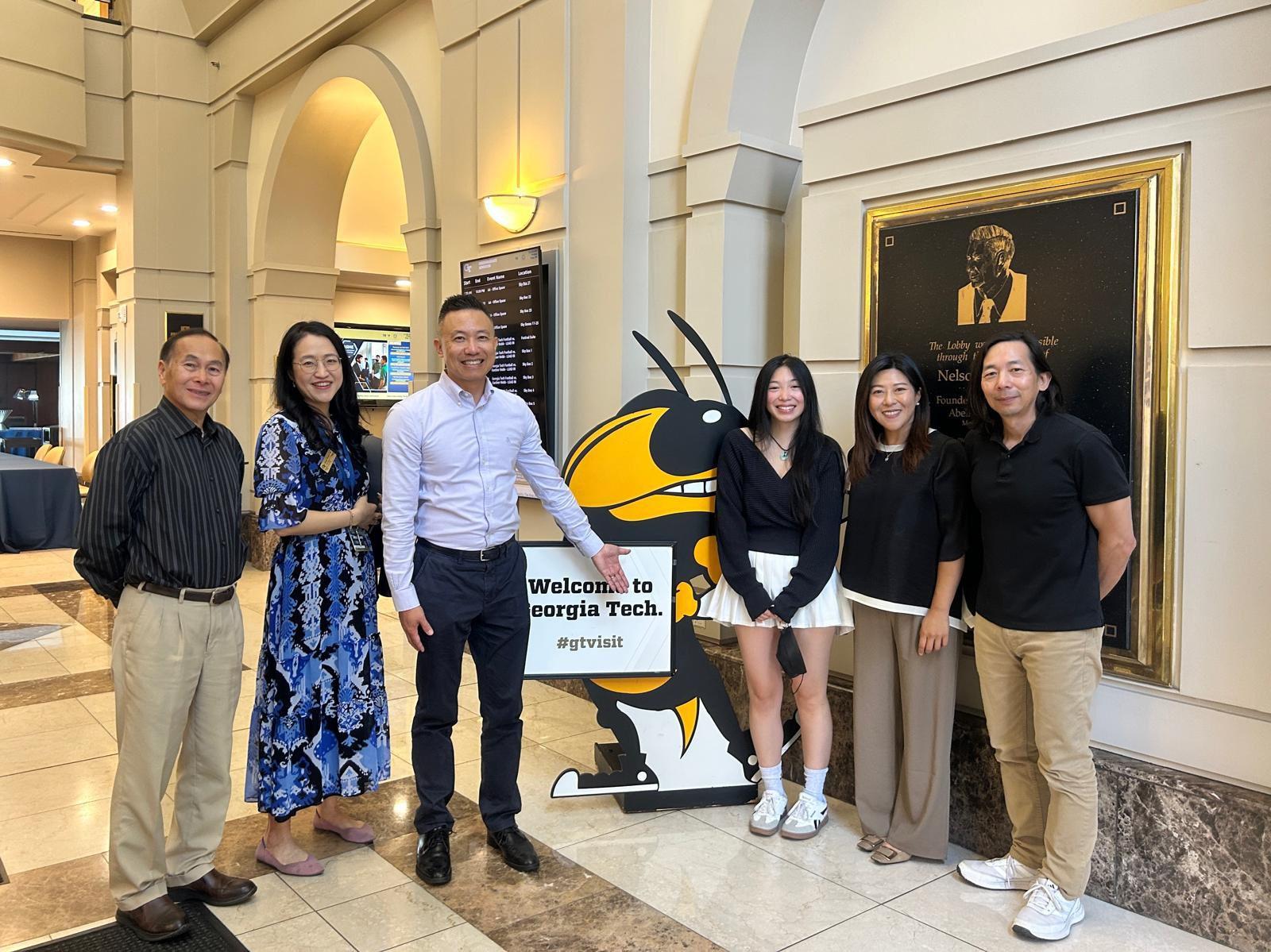 The Hong Kong Economic and Trade Office in New York (New York ETO) concluded the visit to Atlanta, Georgia, from September 4 to 6 (Atlanta time), promoting Hong Kong's latest talent attraction schemes and strengthening ties with academic, business, and community leaders. Photo shows the Director of the New York ETO, Ms Maisie Ho (second right), with the career centre representatives at the Georgia Institute of Technology on September 5.