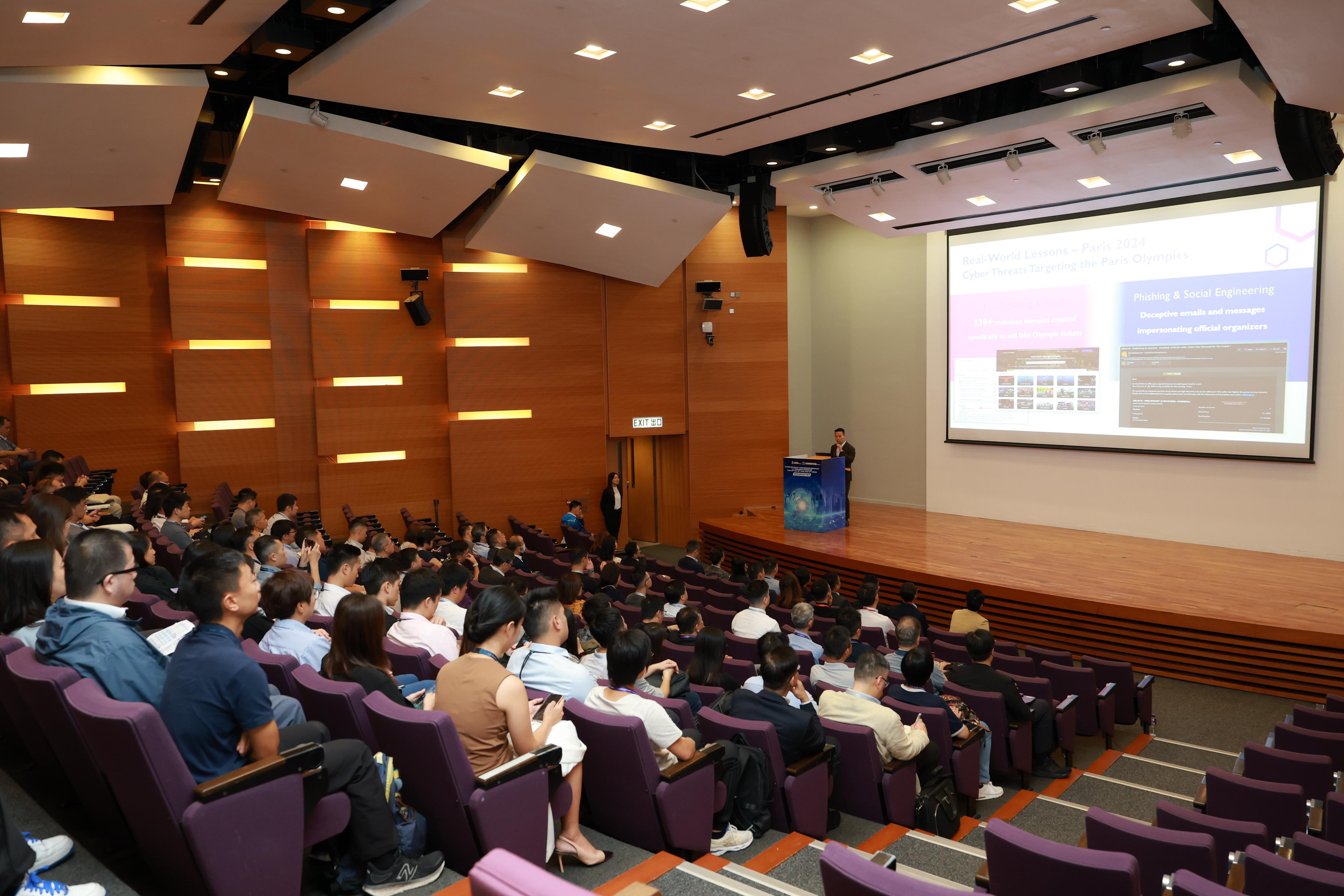 The Cyber Security and Technology Crime Bureau of the Hong Kong Police Force conducted the Cyber Security Seminar cum Tabletop Exercise, codenamed SWORDLIFTER, at the Police Headquarters today (September 9). Photo shows a guest speaker delivering a speech at the seminar.