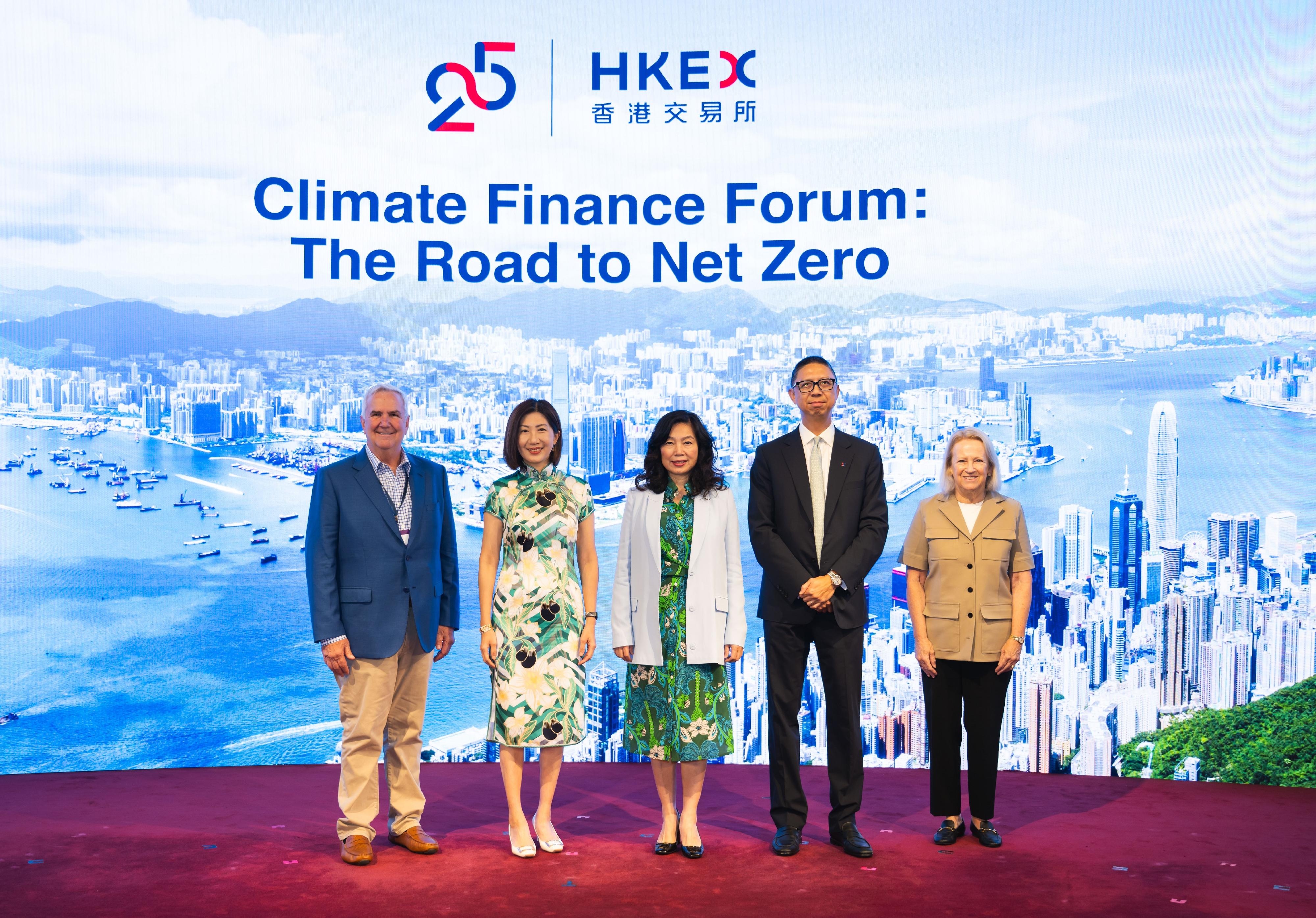 The Permanent Secretary for Financial Services and the Treasury (Financial Services), Ms Salina Yan, attended the Climate Finance Forum: The Road to Net Zero today (September 10). Photo shows Ms Yan (centre) with the Chief Executive Officer of the Hong Kong Exchanges and Clearing Limited, Ms Bonnie Chan (second left); the President and Chief Executive Officer of the International Emissions Trading Association, Mr Dirk Forriste (first left); Vice Chair of the Glasgow Financial Alliance for Net Zero (GFANZ) and Head of the GFANZ Secretariat, Ms Mary Schapiro (first right), and another guest.