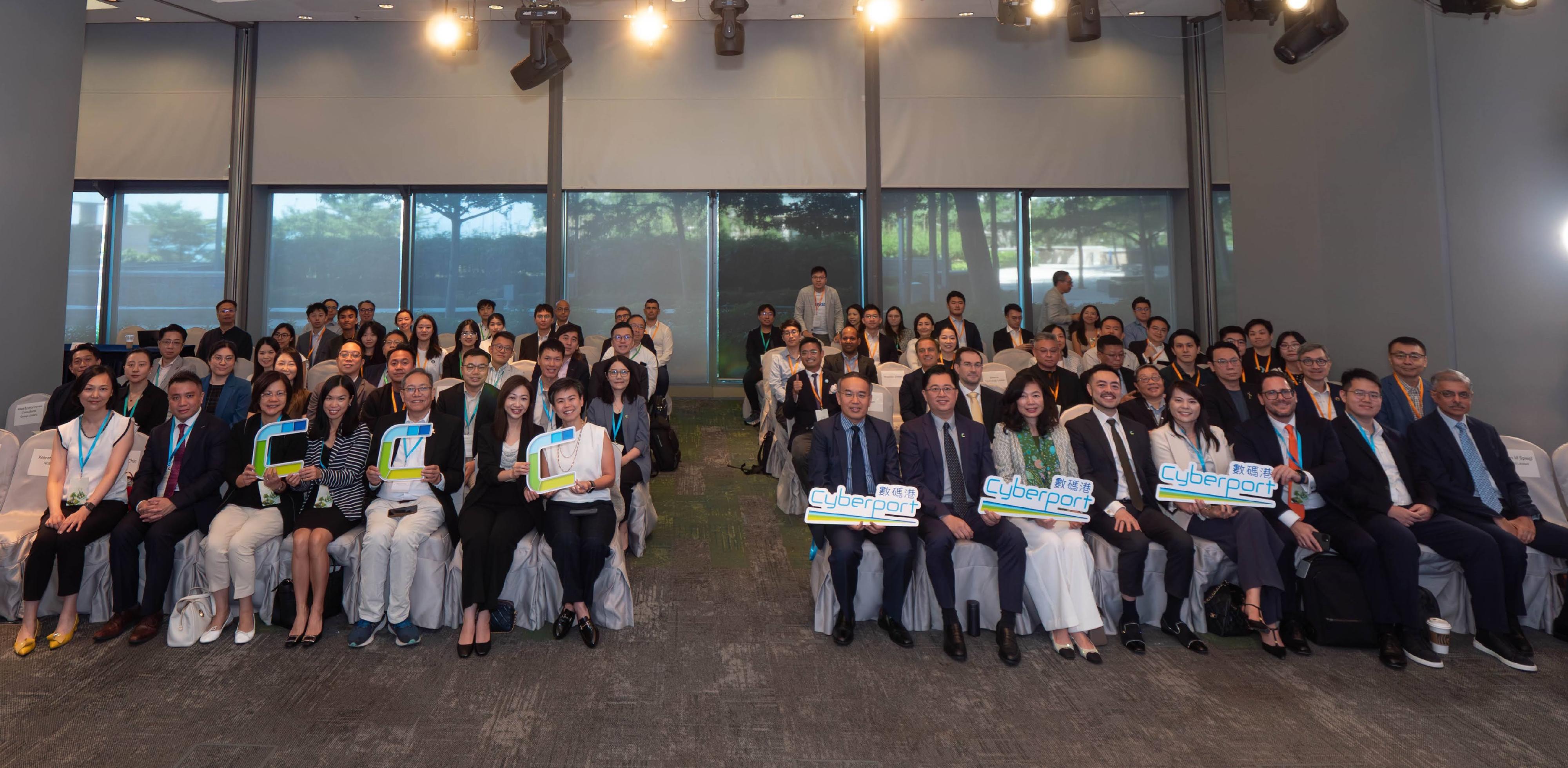 The Secretary for Financial Services and the Treasury, Mr Christopher Hui (front row, eighth right), is pictured with the Permanent Secretary for Financial Services and the Treasury (Financial Services), Ms Salina Yan (front row, sixth right), the Chief Public Mission Officer of the Hong Kong Cyberport Management Company Limited, Mr Eric Chan (front row, seventh right), and other guests at the Green and Sustainable Fintech Proof-of-Concept Funding Support Scheme Showcase Seminar today (September 11).