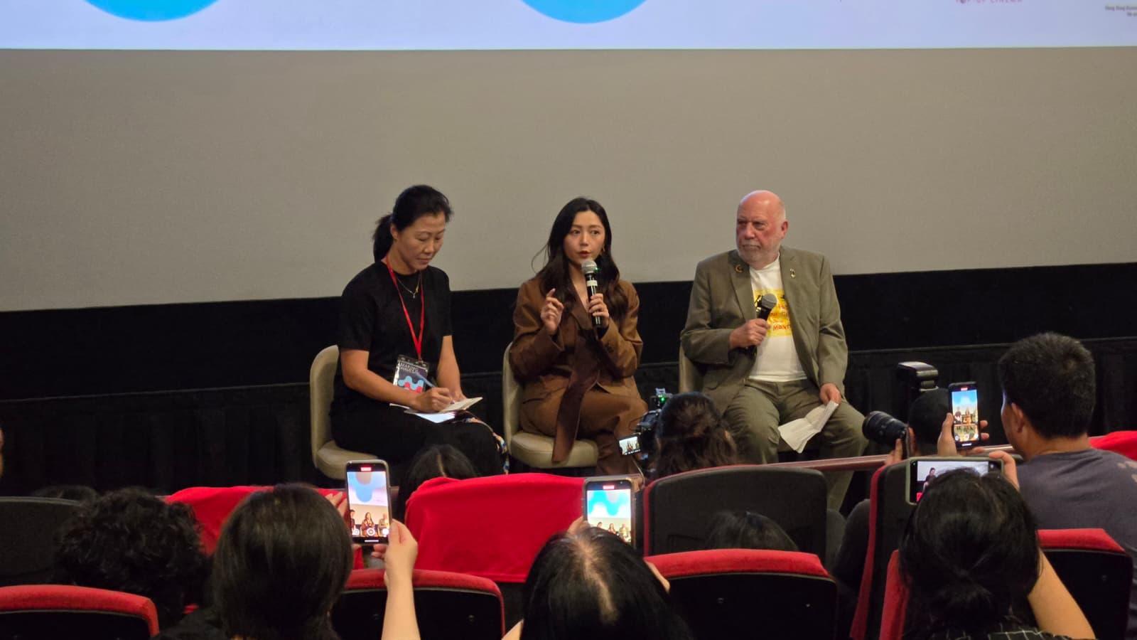 Supported by the Hong Kong Economic and Trade Office (Toronto), "Making Waves - Navigators of Hong Kong Cinema", held in Montreal, Canada, showcased a selection of six Hong Kong films, featuring live Q&A sessions with creative talent from Hong Kong. Photo shows actress Michelle Wai interacting with the audience at the Q&A session after a movie screening.