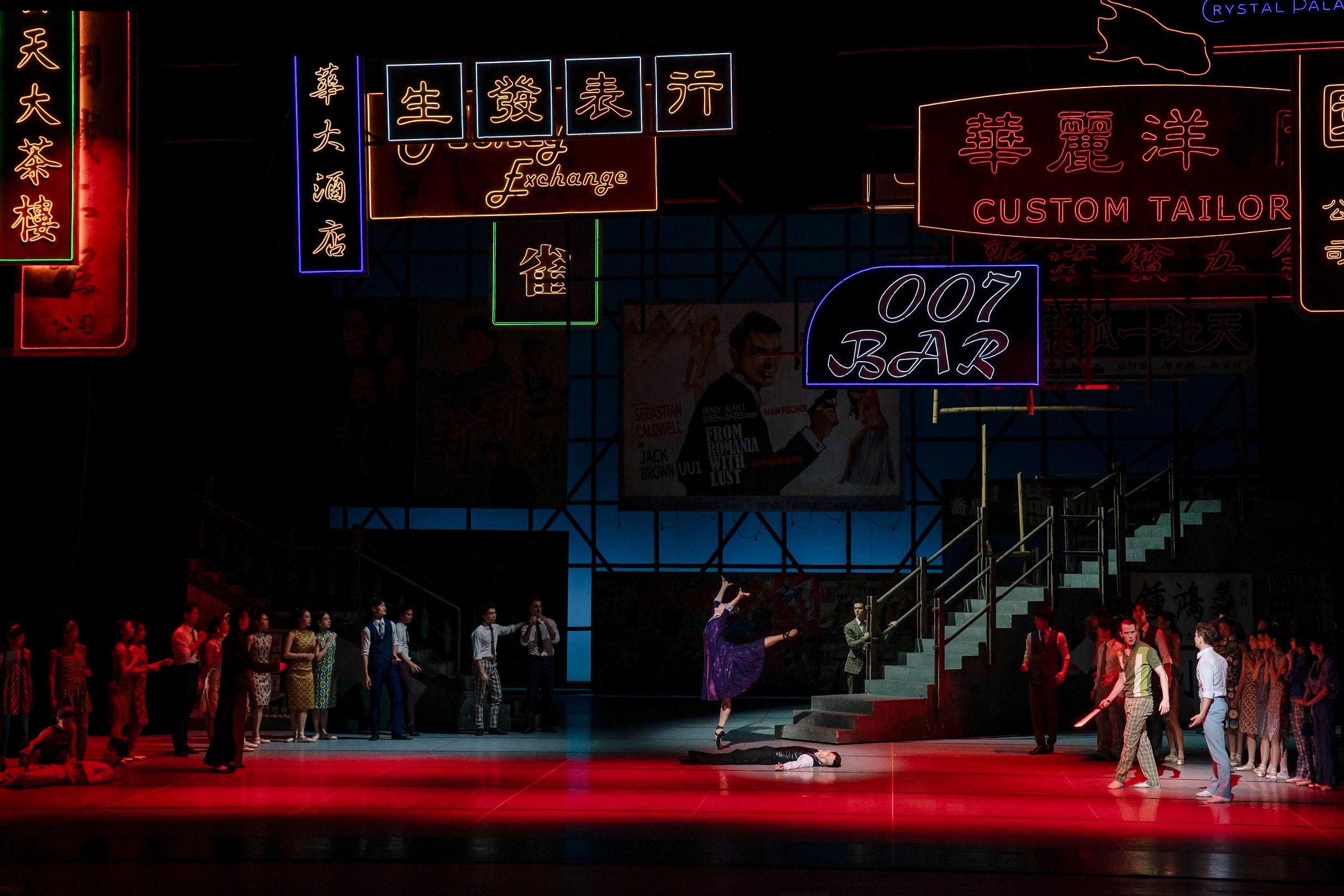 Organsied by the Leisure and Cultural Services Department and supported by the Ministry of Culture, Sports and Tourism of the Republic of Korea, the opening ceremony of Hong Kong Week 2025@Seoul was held today (September 26) at the National Theater of Korea in Seoul. The grand opening programme "Romeo + Juliet", performed by Hong Kong Ballet, set the Shakespeare's classic love story in the backdrop of Hong Kong in the 1960s, presenting Hong Kong's East-meets-West artistic style.