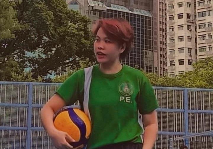 24-year-old woman, Pabuaya Imee-mahilum, is about 1.55 metres tall, 50 kilograms in weight and of medium build. She has a round face with yellow complexion and short brown hair. She was last seen wearing a dark blue denim top, dark blue denim shorts and white shoes.