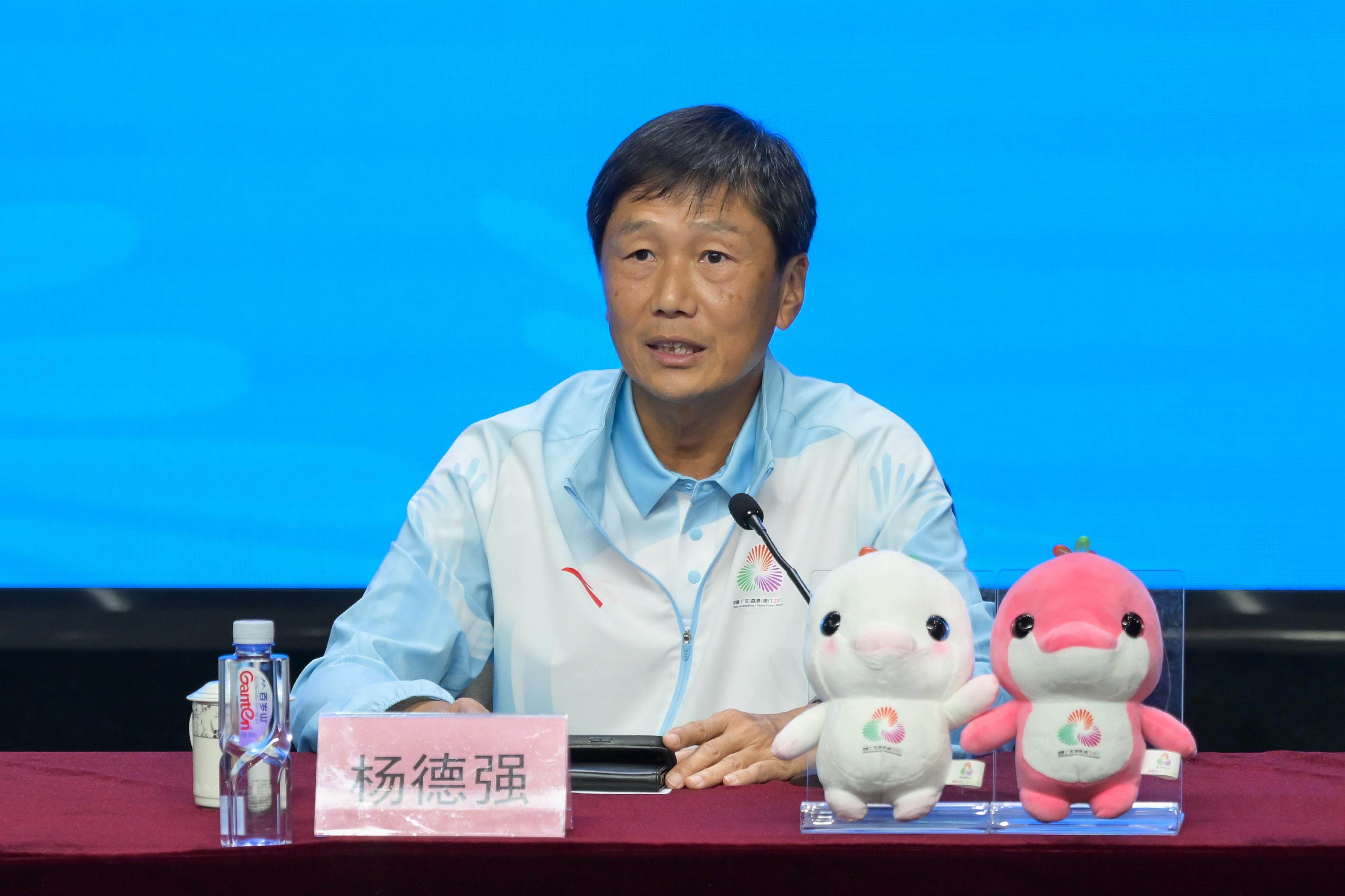 The press conference for the 15th National Games road cycling event was held in Zhuhai today (October 13). Photo shows the Head of the National Games Coordination Office (Hong Kong), Mr Yeung Tak-keung, speaking at the press conference.