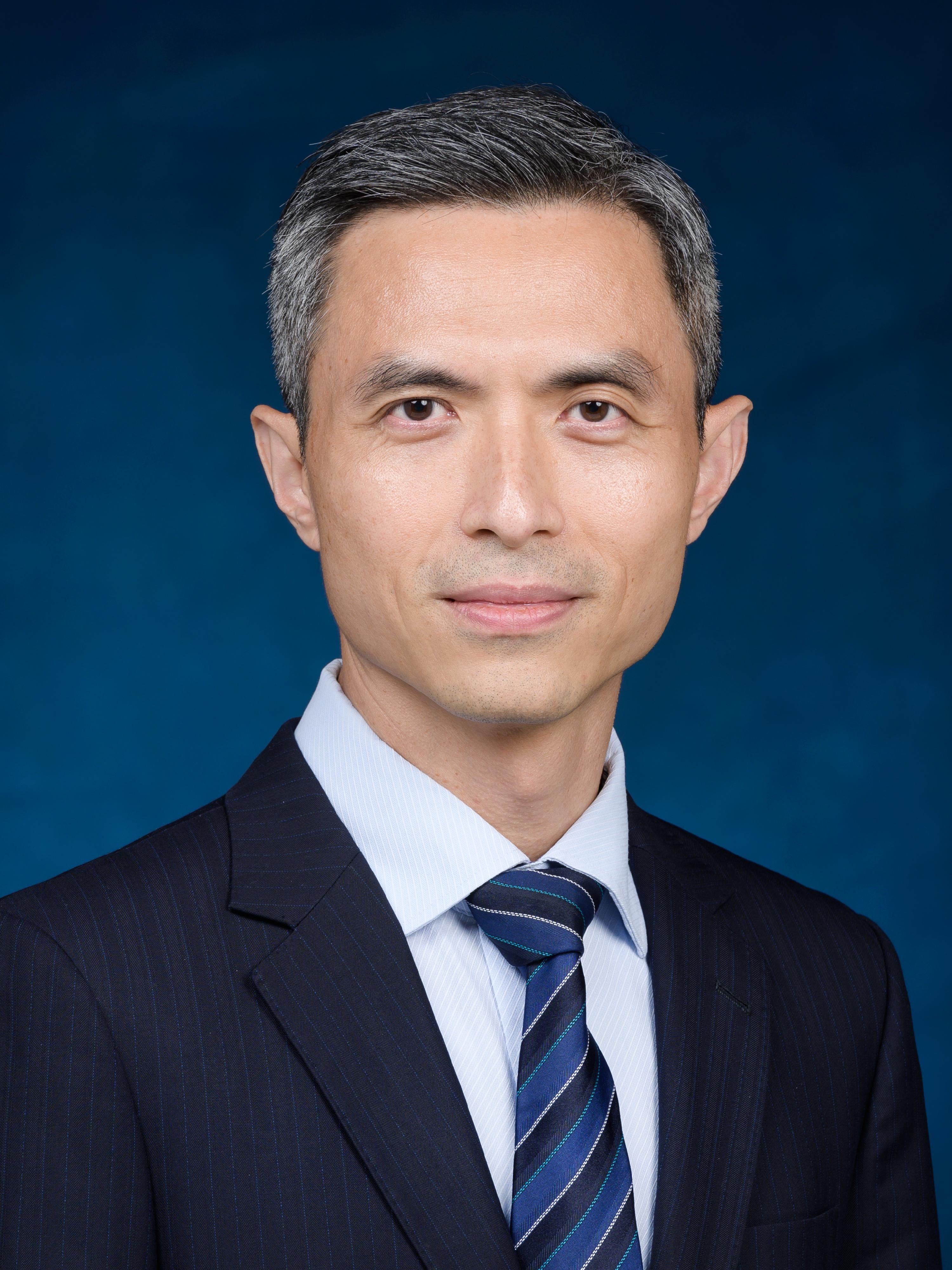 Mr Vic Yau Cheuk-hang, Director, Northern Metropolis Co-ordination Office, will take up the post of Permanent Secretary for Transport and Logistics on November 17.