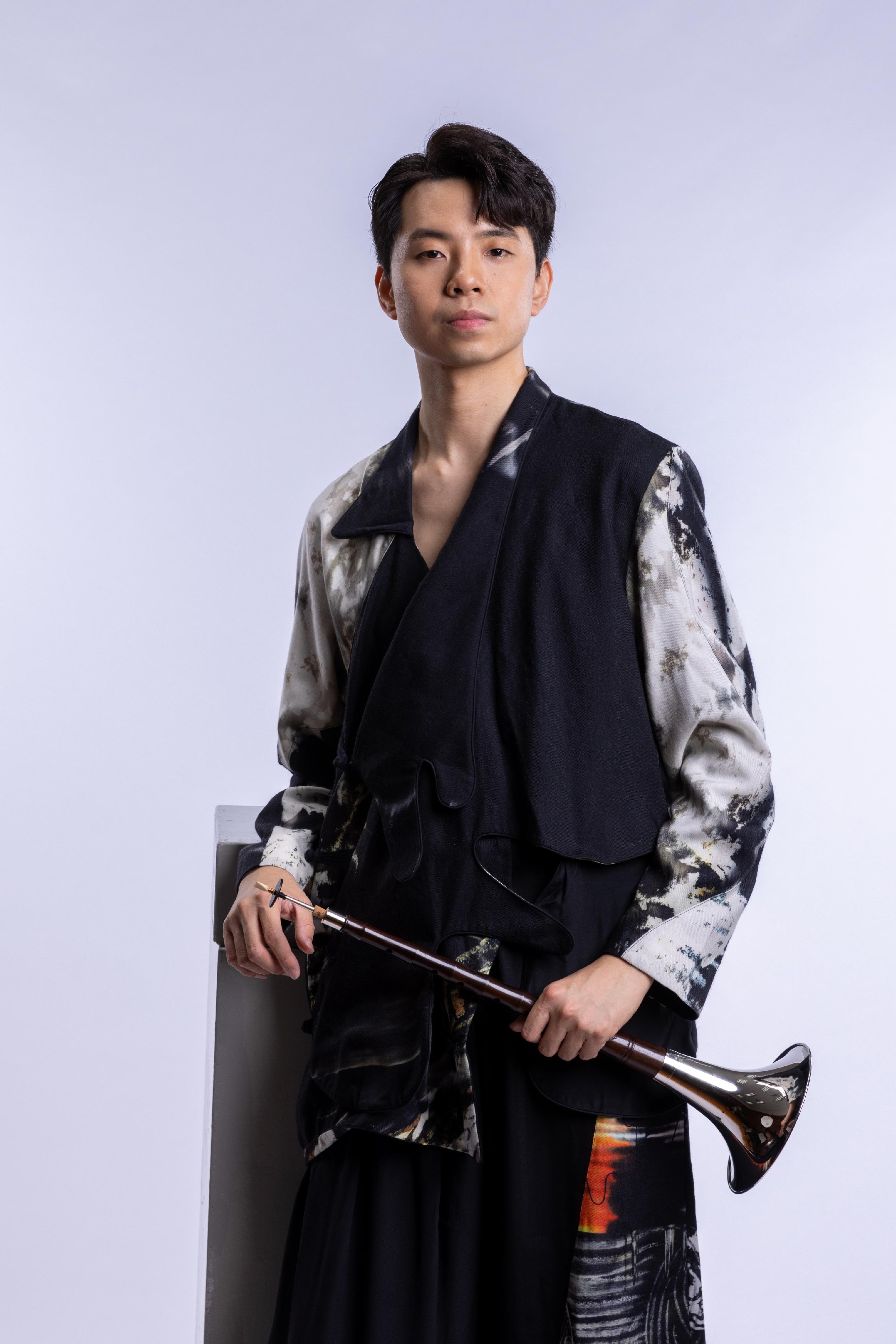Internationally renowned Macedonian classical pianist Simon Trpčeski is returning to Hong Kong with "Makedonissimo", a concert to be performed alongside four fellow Macedonian musicians on October 21 featuring a programme of diverse musical styles. The programme also features three local musicians, pop music composer Johnny Yim, Hong Kong Chinese Orchestra Suona Principal Ma Wai-him and huqin player Chan Pik-sum, who will participate in the arrangement and performance of two finale pieces. Photo shows Ma.