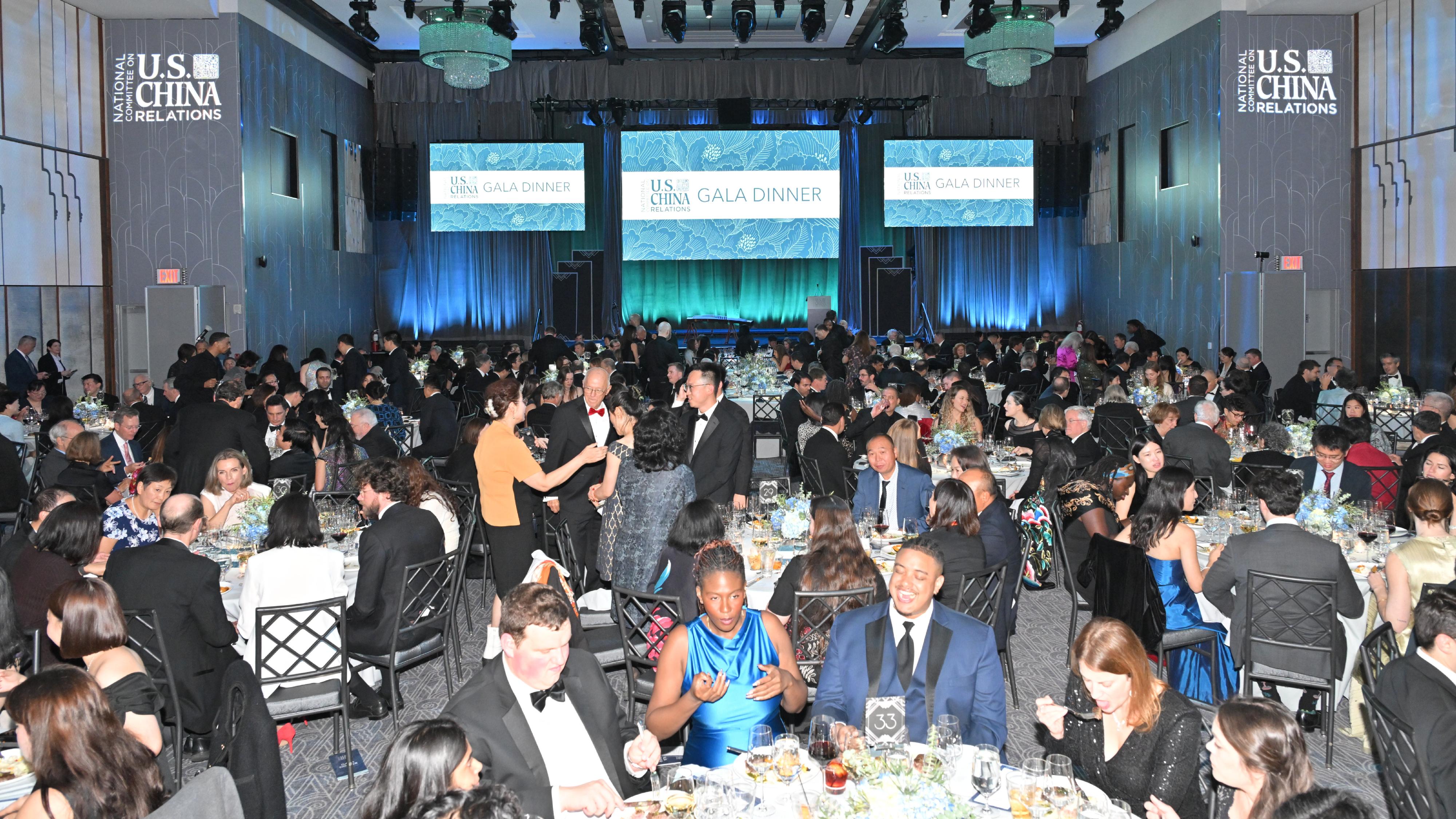 The Financial Secretary, Mr Paul Chan, arrived in New York, the United States, on October 14 (New York time) and began his visit. Photo shows the annual Gala Dinner of the National Committee on United States-China Relations in progress.