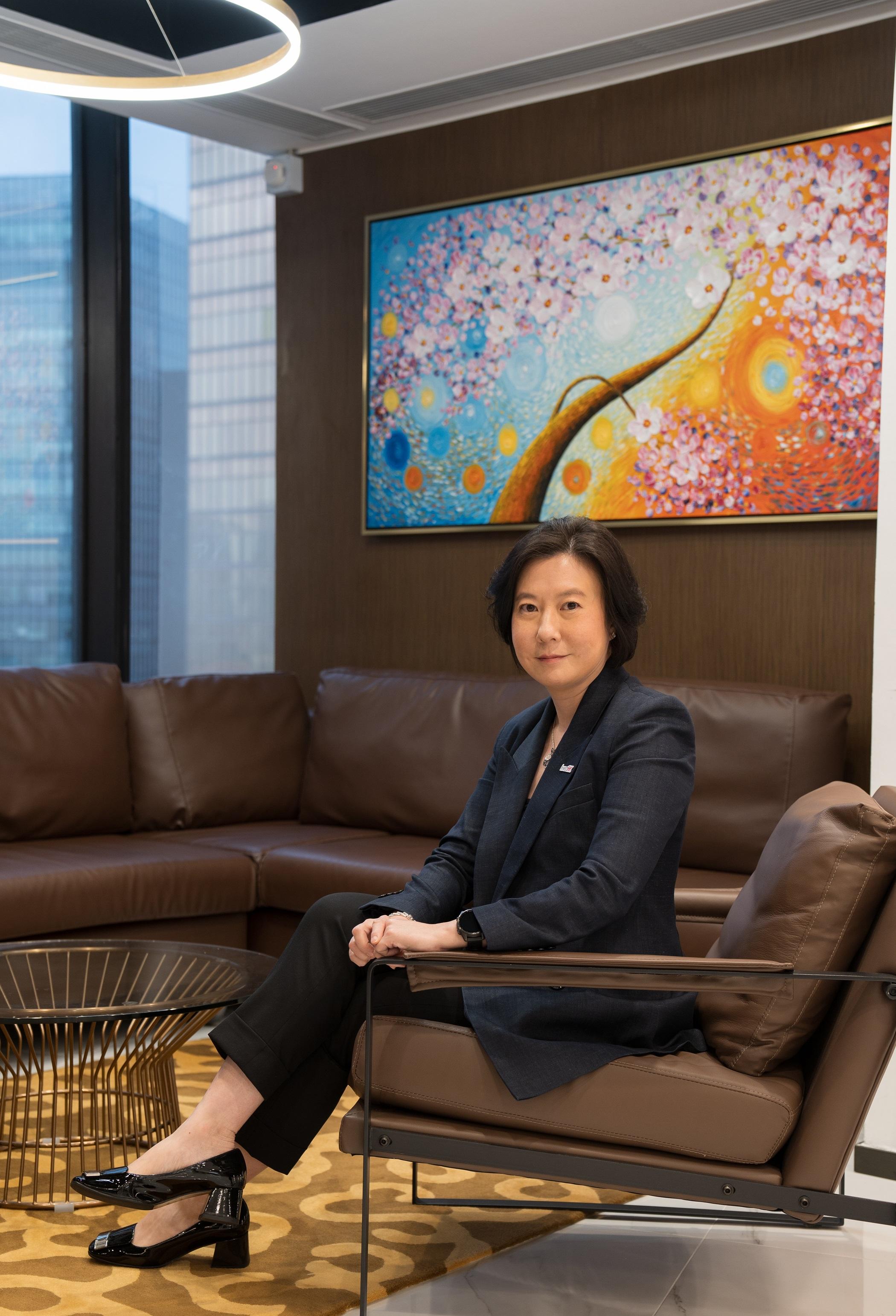 The Director-General of Investment Promotion of Invest Hong Kong, Ms Alpha Lau, has started her visit to three major economies in Central Asia under the Belt and Road Initiative from October 18 to 25, covering Kazakhstan, Kyrgyzstan and Uzbekistan. The visit aims to deepen Hong Kong's partnership with key economies in the region and explore new areas of co-operation.