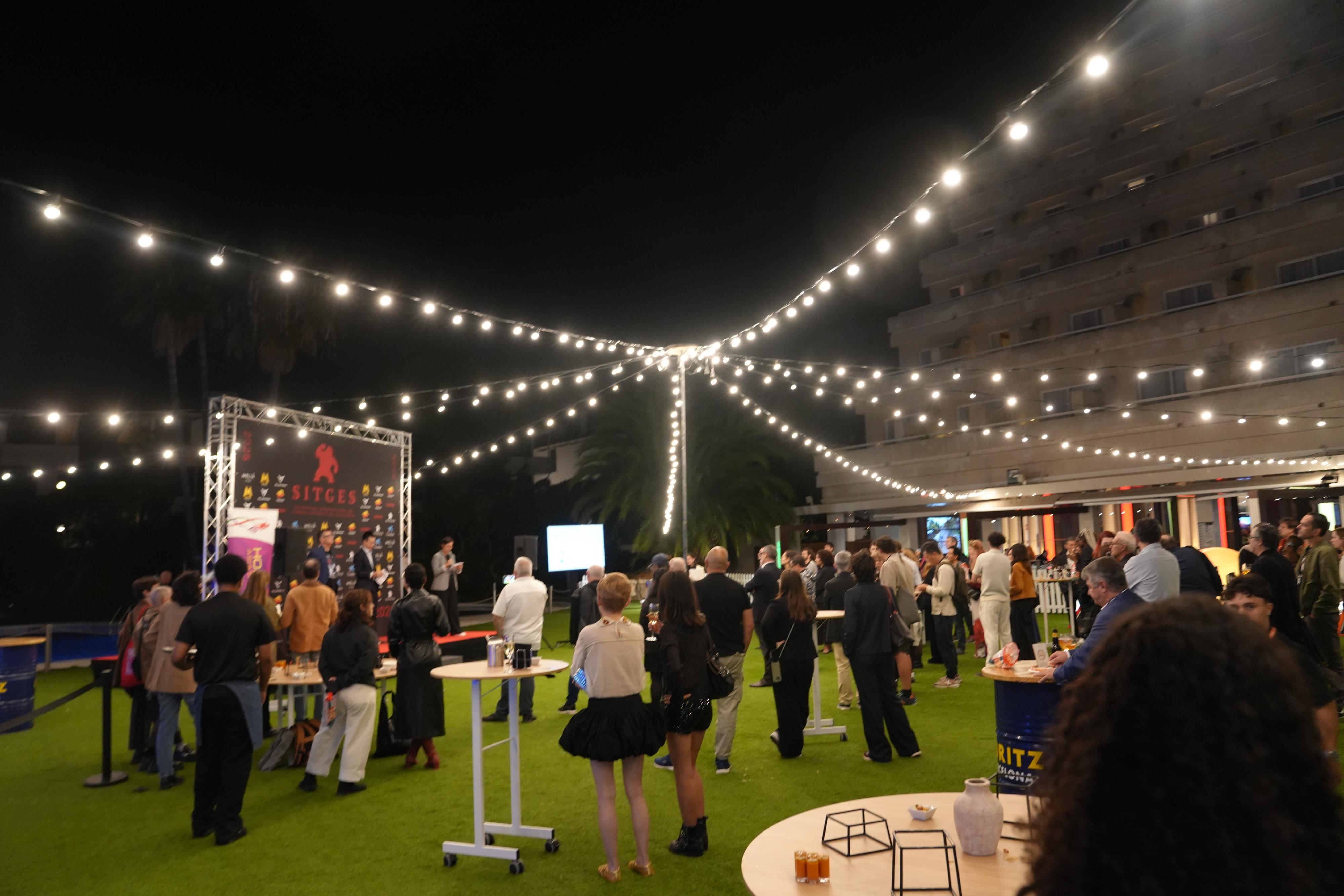 The Hong Kong Economic and Trade Office in Brussels hosted a reception to celebrate Hong Kong cinema at the 58th Sitges International Fantastic Film Festival of Catalonia in Spain. Photo shows guests at the event on October 16 (Sitges time). 