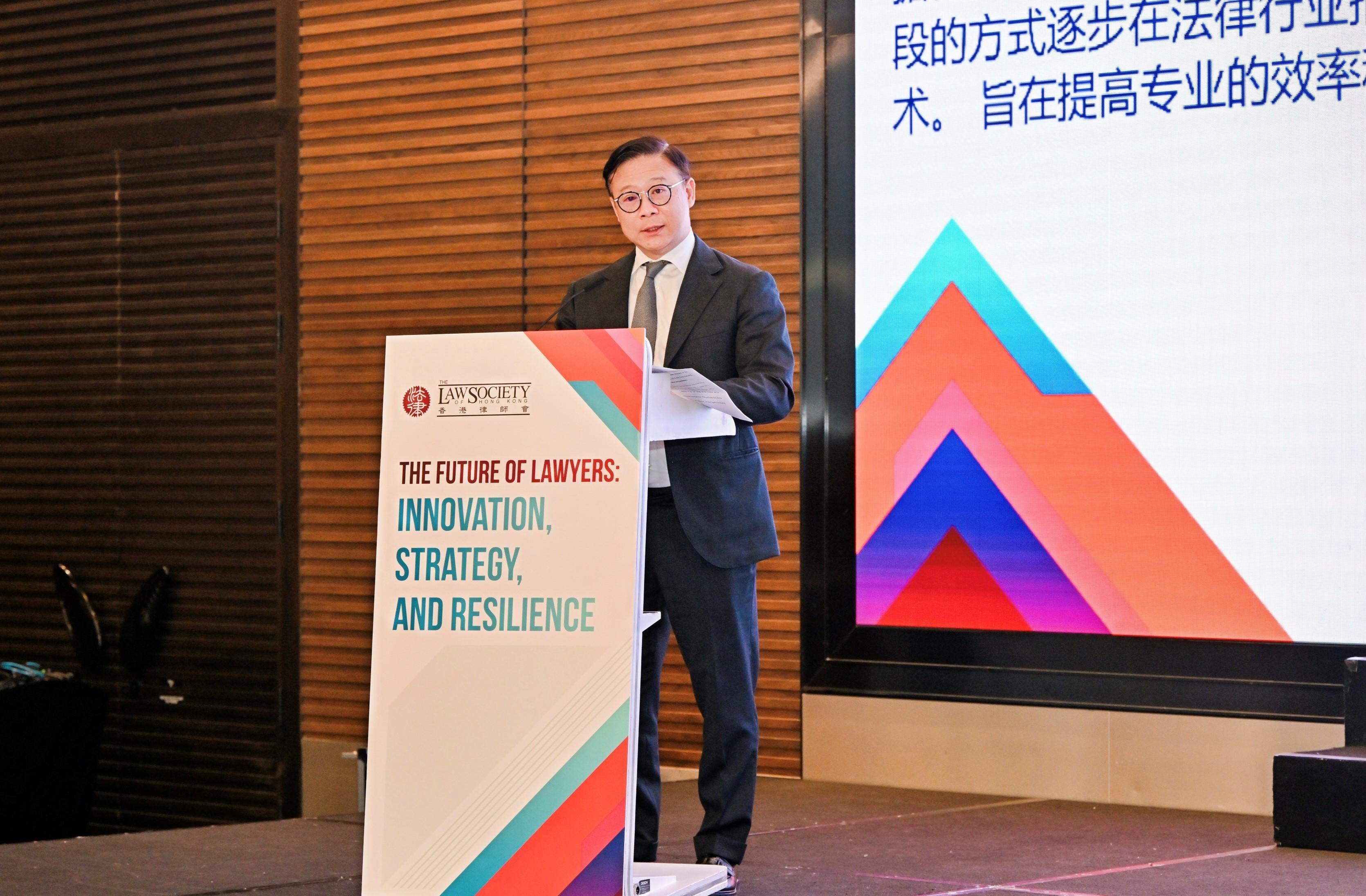 The Acting Secretary for Justice, Dr Cheung Kwok-kwan, speaks at the Annual Conference of In-House Lawyers 2025 today (October 22).