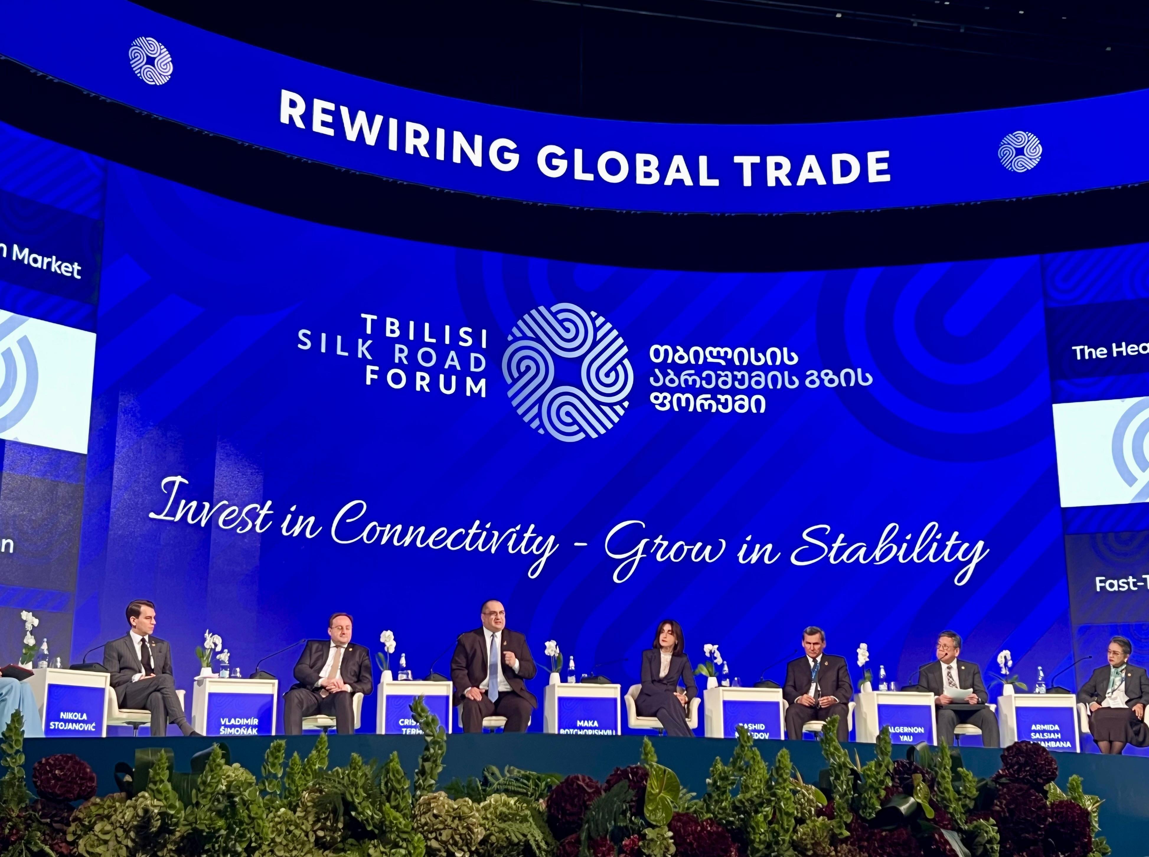 The Secretary for Commerce and Economic Development, Mr Algernon Yau, attended the 5th Tbilisi Silk Road Forum in Tbilisi, Georgia, on October 22 (Tbilisi time). Photo shows Mr Yau (second right) attending the panel session entitled "Rewiring global trade".