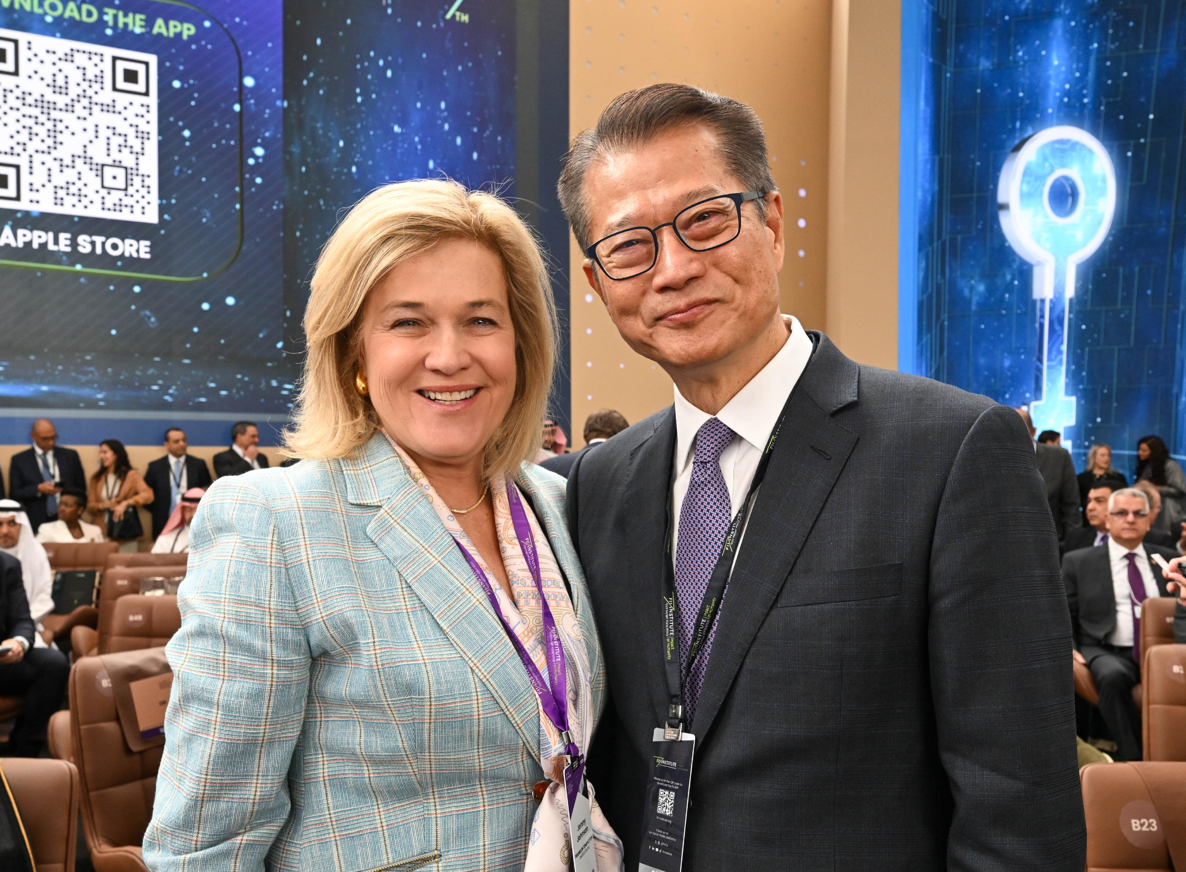 The Financial Secretary, Mr Paul Chan, led a delegation from the financial and innovation sectors on a visit to Riyadh, Saudi Arabia, on October 28 (Riyadh time). Photo shows Mr Chan (right) and other guest attending the Future Investment Initiative.