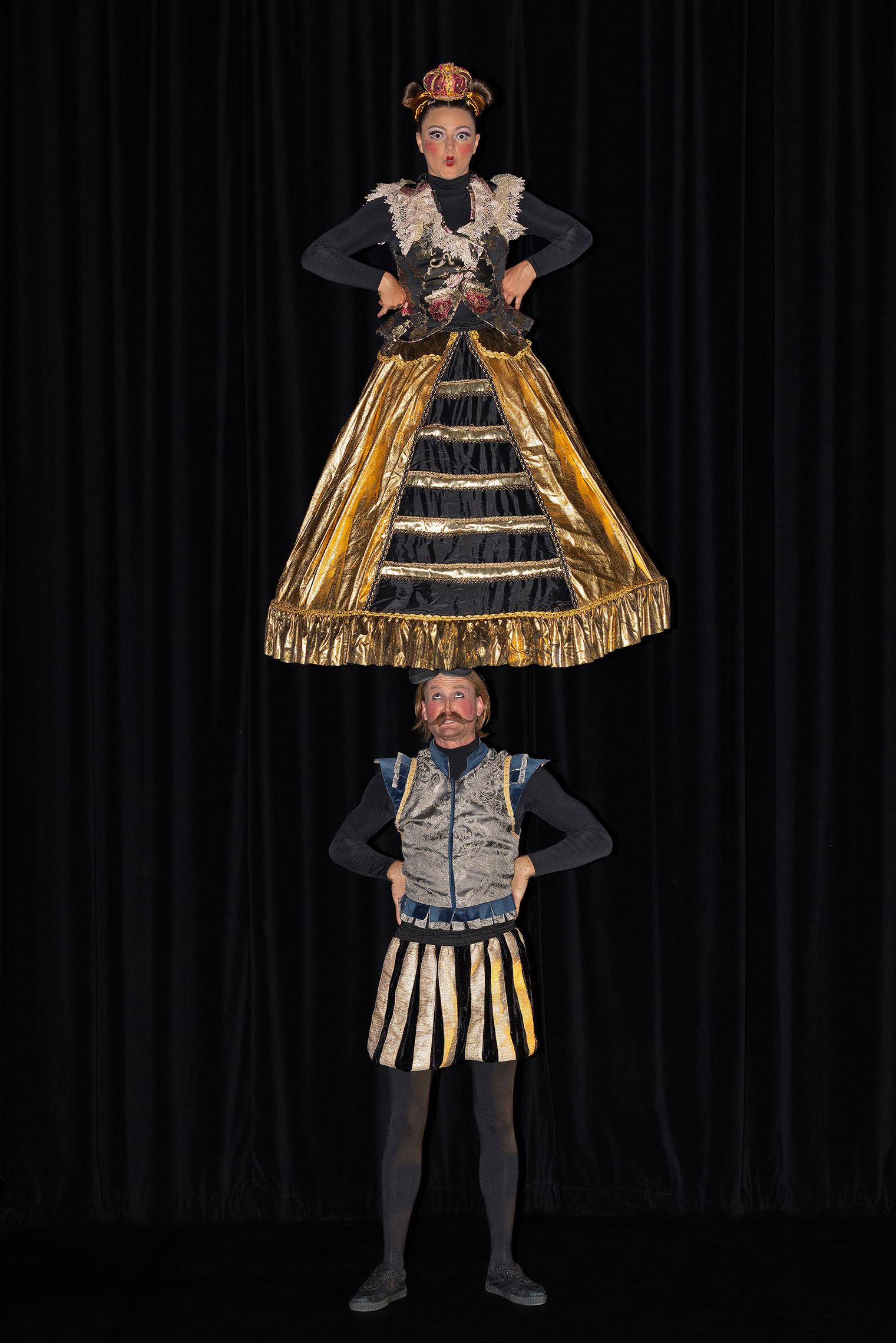 澳洲彎彎曲曲馬戲團十二月來港演出形體劇場《搬屋bee bee》。圖示《搬屋bee bee》劇照。(圖片來源:Kai Leishman)