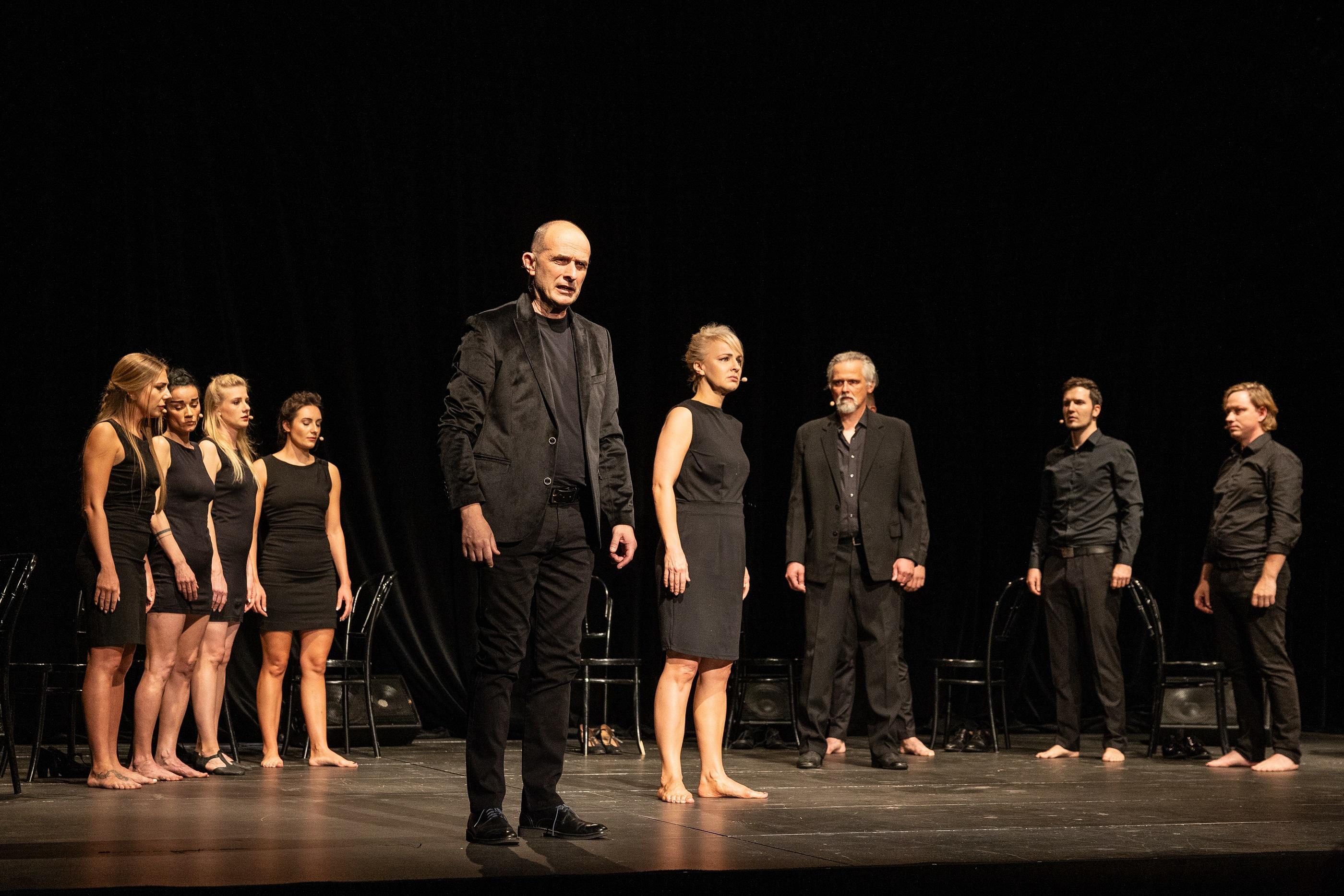 Two award-winning Edinburgh Festival Fringe plays will be featured at the Leisure and Cultural Services Department's "European Theatres in Resonance" this December and in February next year. Photo shows a scene from "Songs of Lear" by Song of the Goat Theatre. (Source of photo: Song of the Goat Theatre)