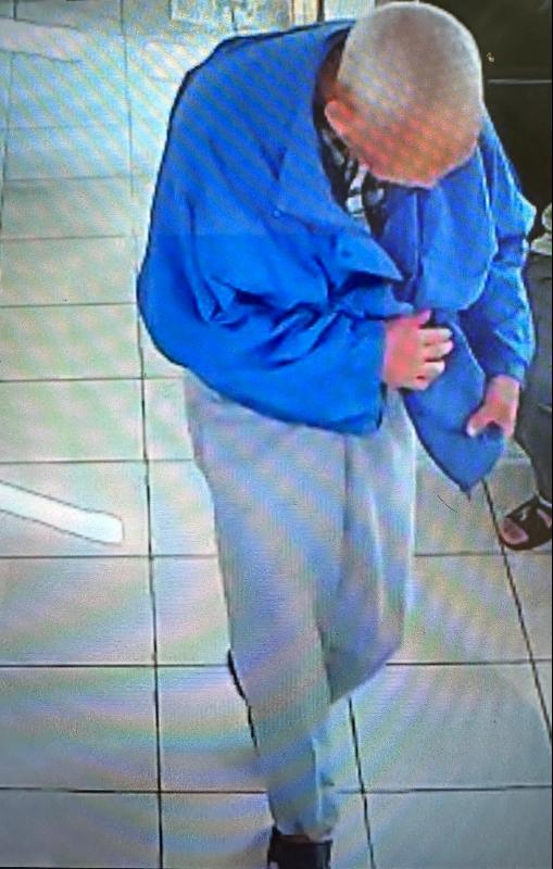 Mow Chun-hung, aged 67, is about 1.6 metres tall, 48 kilograms in weight and of thin build.