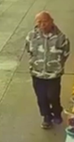 梁焕尧, 八十七岁, 身高约一点七米，体重约五十五公斤，中等身材，圆面型，黄皮肤及蓄短灰白发。他最后露面时身穿黑白灰迷彩外套、黑色长牛仔裤及灰黑色波鞋。