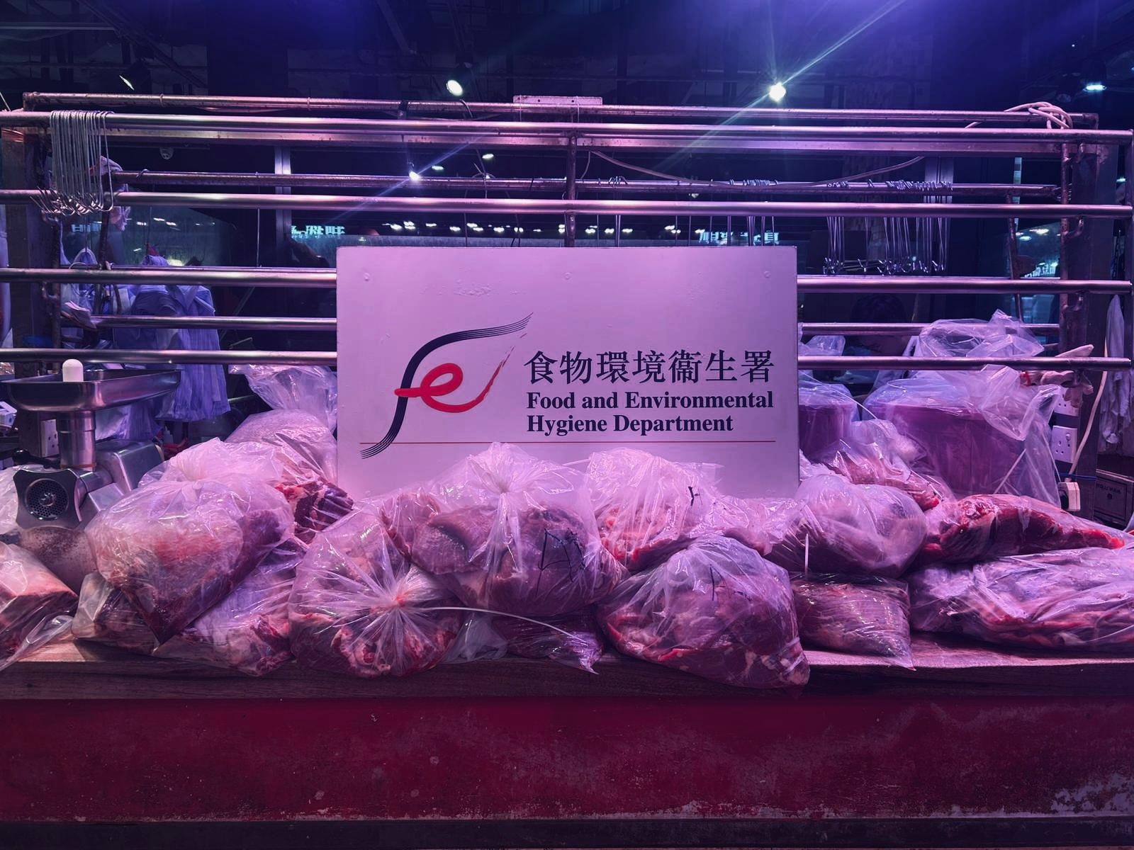 The Food and Environmental Hygiene Department (FEHD) today (December 10) conducted a raid on a licensed fresh provision shop in Sai Kung District suspected of selling frozen meat as fresh meat. Photo shows some of the meat seized by FEHD officers during the operation.