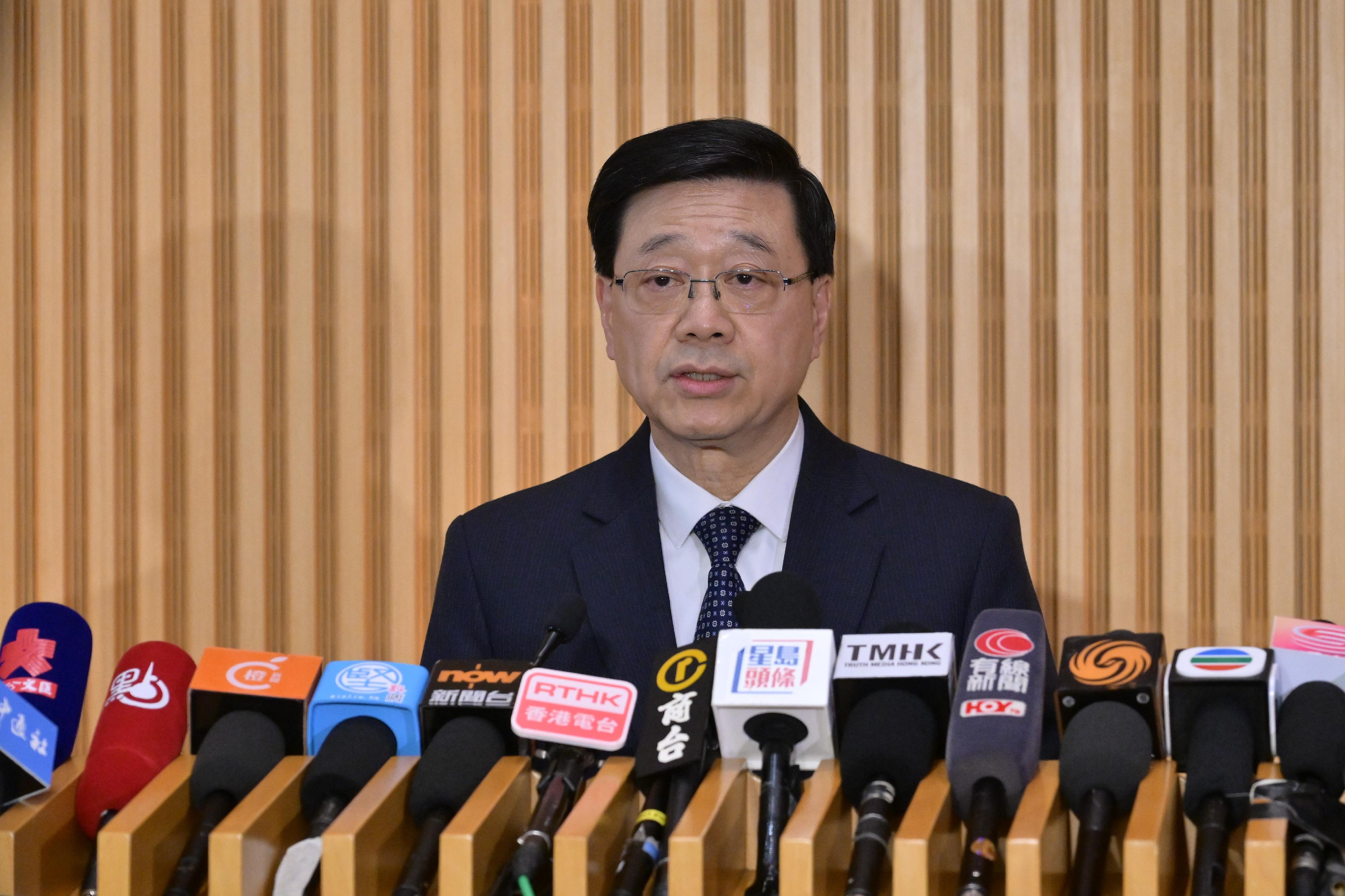 行政长官李家超今日(十二月十二日)就大埔宏福苑火灾有关事宜会见传媒。