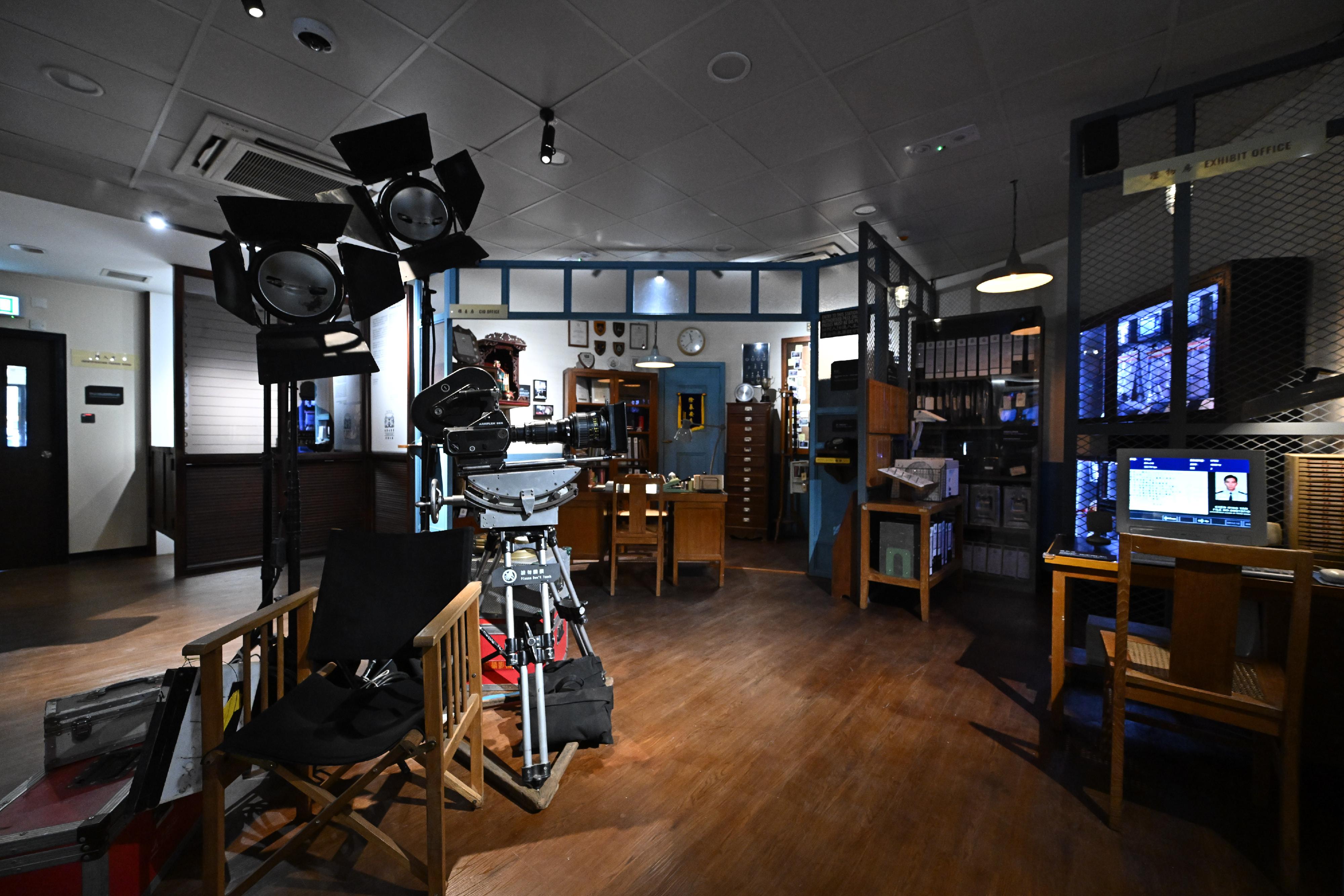 The opening ceremony of the "Yau Ma TeiPolice Station: A Cinematic Journey" exhibition, presented by the Cultural and Creative Industries Development Agency under the Culture, Sports and Tourism Bureau, was held at the Old Yau Ma Tei Police Station today (January 1). Photo shows the reconstructed film sets, collectable items and original pieces displayed at the exhibition.