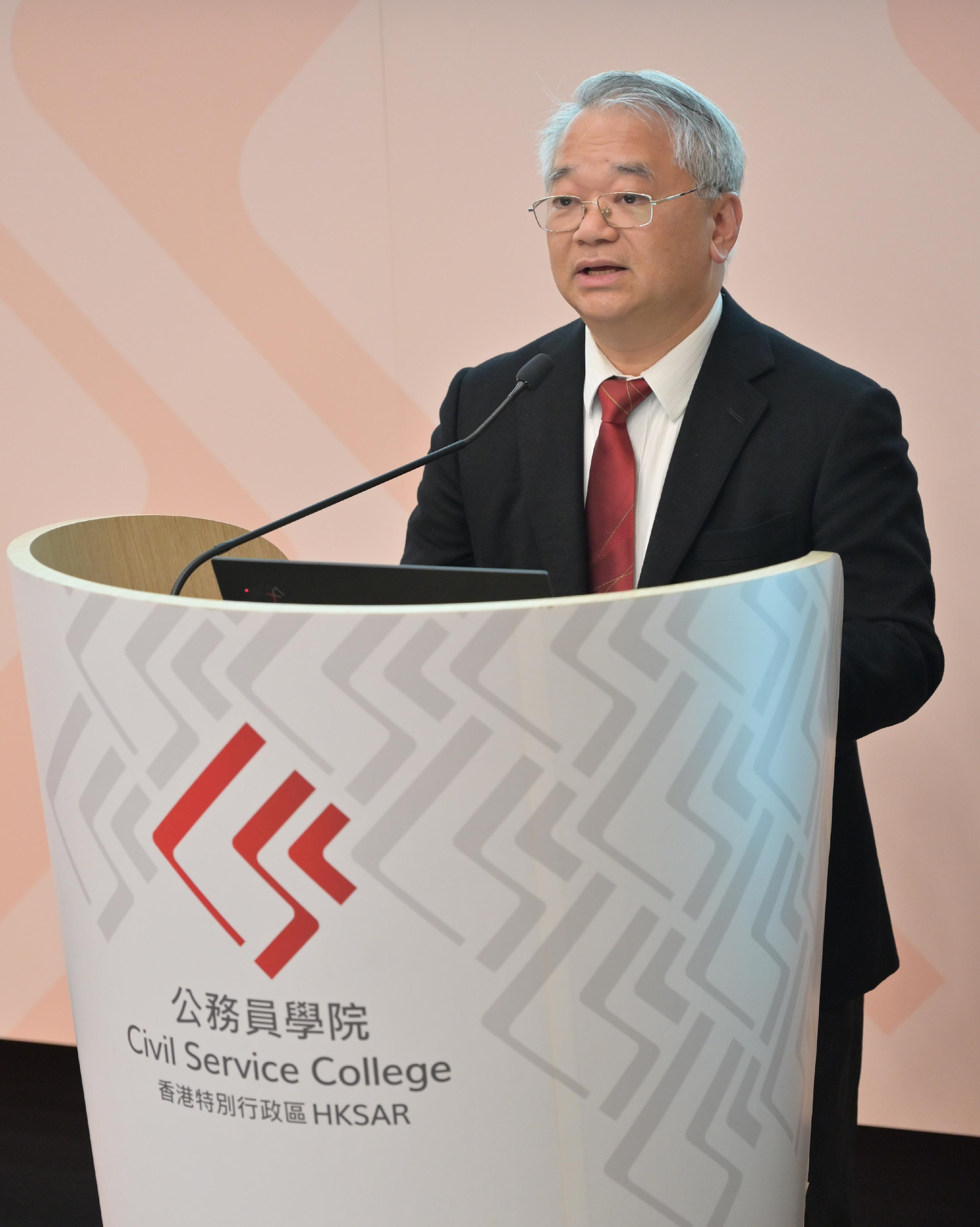 環境保護署署長徐浩光博士今日（一月二十三日）出席「創新與科技」領導系列專題講座，分享該署在整個環評程序中如何運用大數據平台及智能工具等創新應用方案。