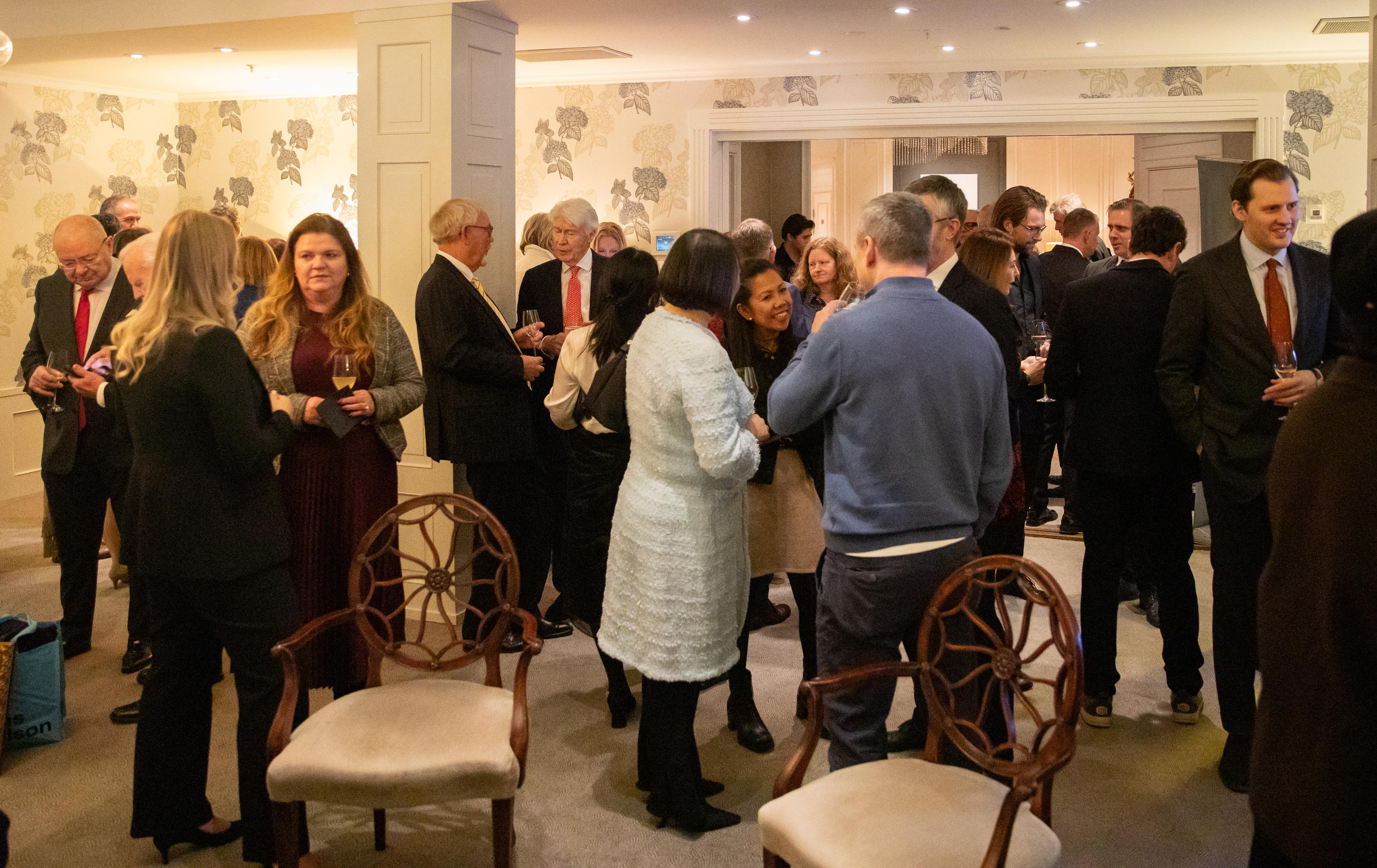 The Hong Kong Economic and Trade Office in London in collaboration with Invest Hong Kong and the Hong Kong Trade Development Council hosted two celebratory and promotional events to celebrate the Year of the Horse in Stockholm, Sweden, and Oslo, Norway, on January 21 and 22 respectively. The Oslo reception was well-attended by over 80 representatives from local government, as well as the business, academic and cultural sectors.