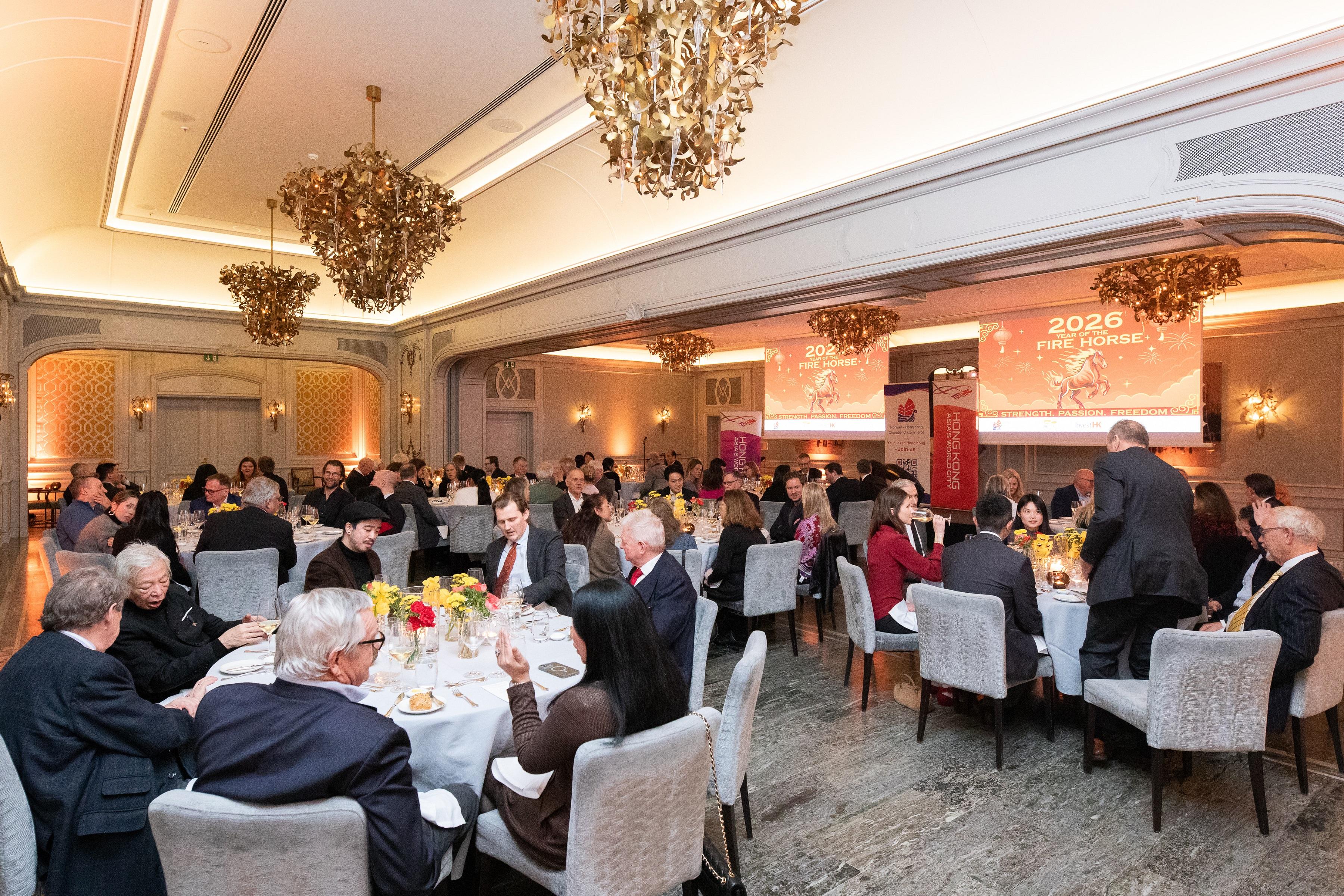 The Hong Kong Economic and Trade Office in London in collaboration with Invest Hong Kong and the Hong Kong Trade Development Council hosted two celebratory and promotional events to celebrate the Year of the Horse in Stockholm, Sweden, and Oslo, Norway, on January 21 and 22 respectively. The Oslo reception was well-attended by over 80 representatives from local government, as well as the business, academic and cultural sectors.