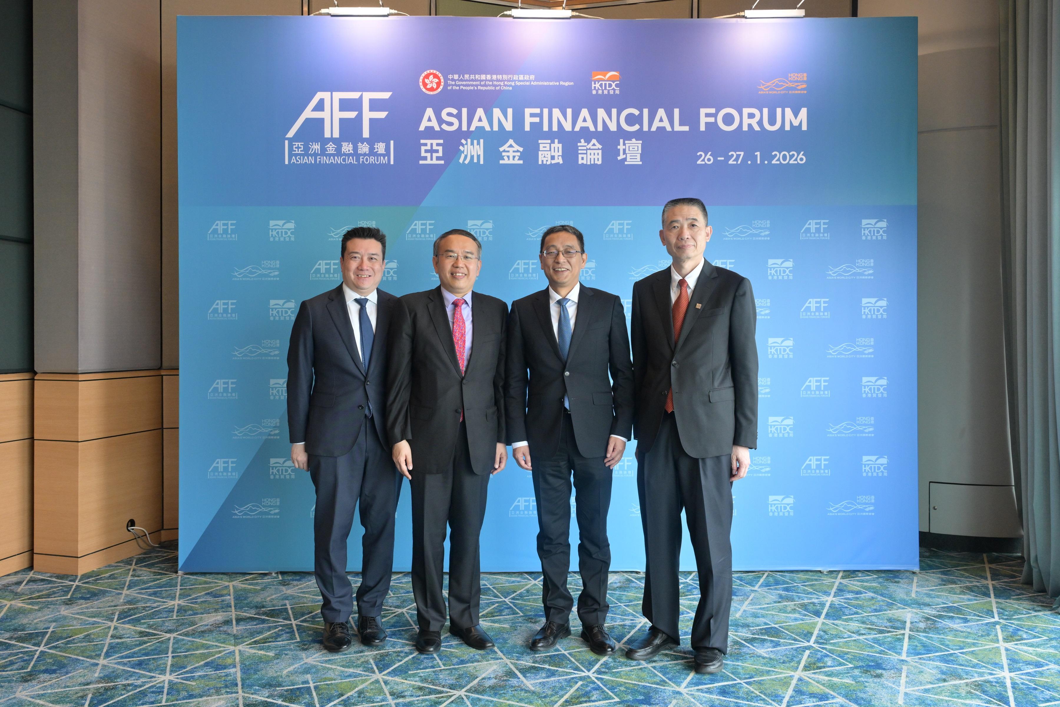The Secretary for Financial Services and the Treasury, Mr Christopher Hui (second left), today (January 26) met with the Deputy Governor of the People's Bank of China, Mr Zou Lan (second right), the Chairman of the Shanghai Gold Exchange, Mr Yu Wenjian (first right), and the Executive Director, Finance of the Airport Authority Hong Kong, Mr Julian Lee (first left), on the sidelines of the Asian Financial Forum. 