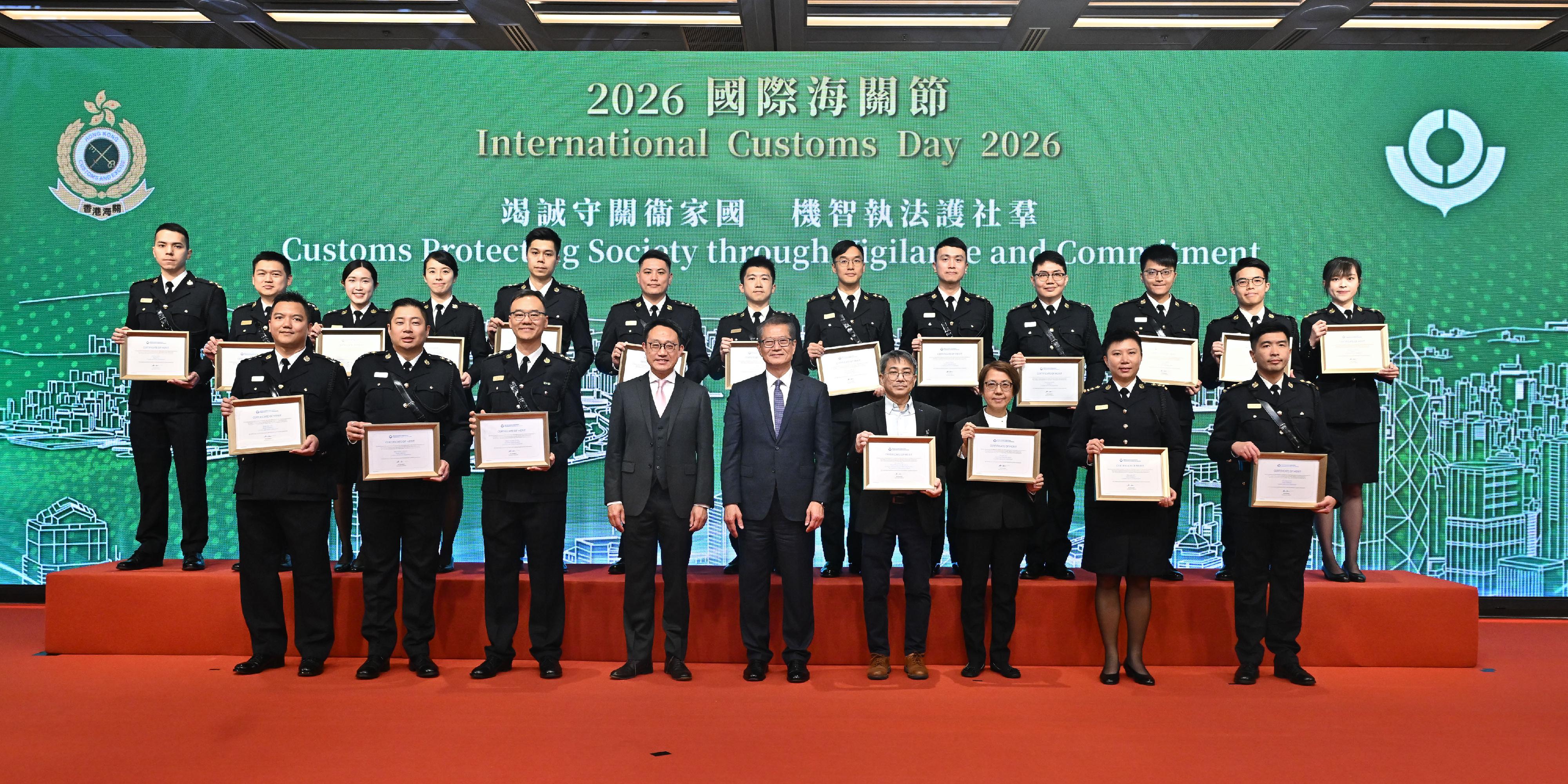 The Financial Secretary, Mr Paul Chan, attended the International Customs Day Reception 2026 today (January 27). Photo shows Mr Chan (front row, centre), the Commissioner of Customs and Excise, Mr Chan Tsz-tat (front row, fourth left), and other guests at the reception.