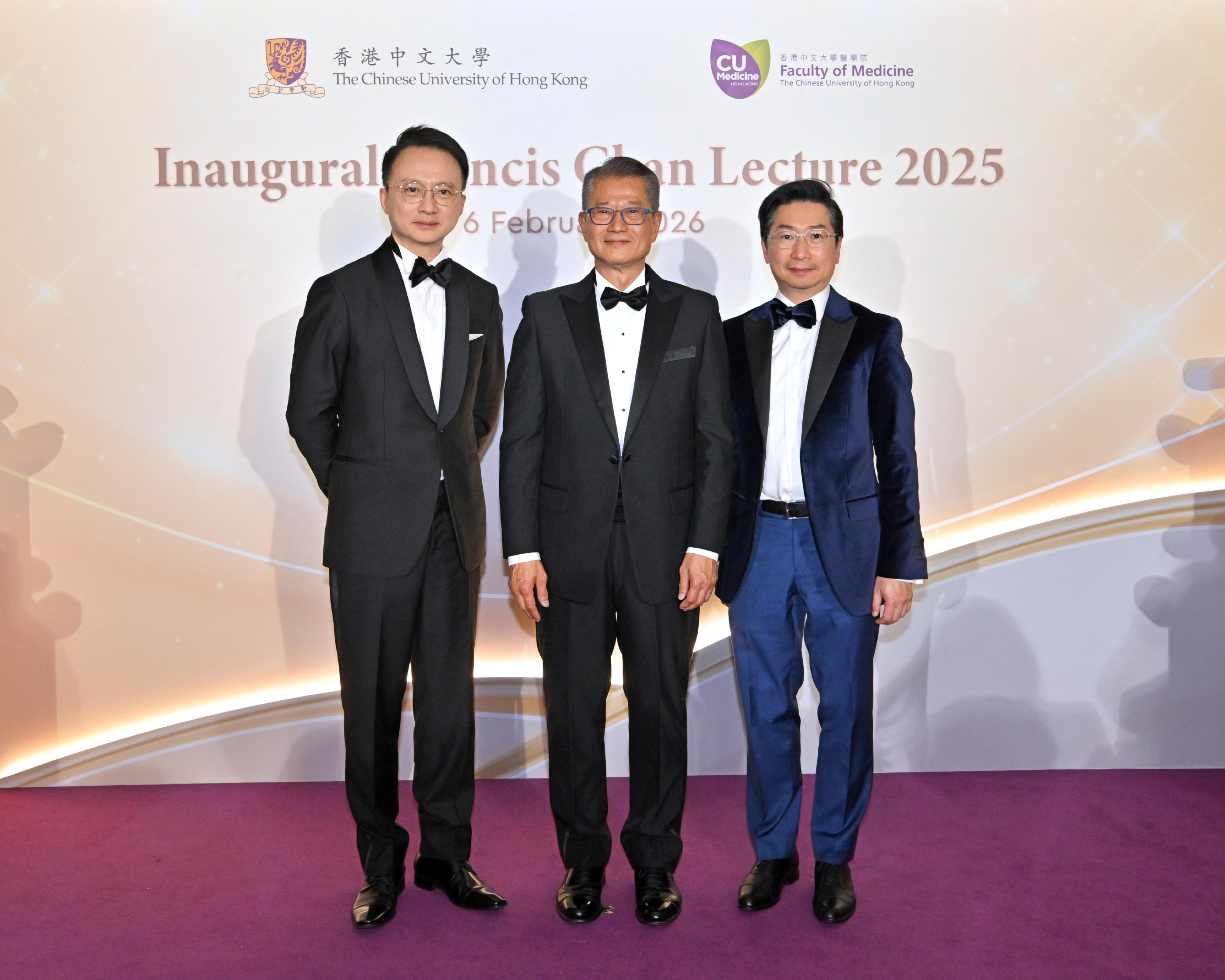 The Financial Secretary, Mr Paul Chan, attended the Inaugural Francis Chan Lecture 2025 today (February 6). Photo shows Mr Chan (centre) with Choh-Ming Li Professor of Medicine and Therapeutics of the Faculty of Medicine of the Chinese University of Hong Kong (CUHK), Professor Francis Chan (left) and the Dean of Faculty of Medicine of the CUHK, Professor Philip Chiu (right).