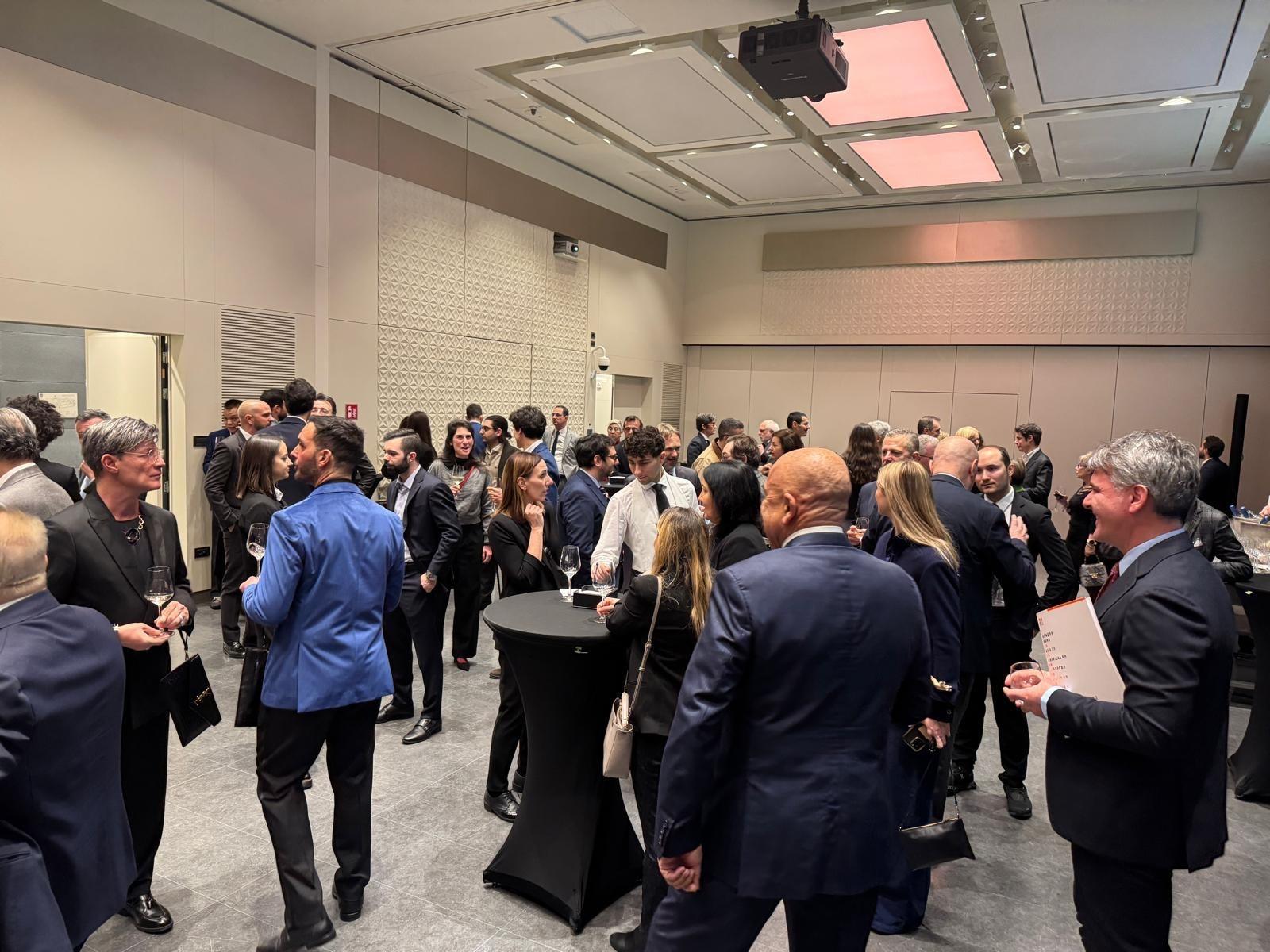 The Hong Kong Economic and Trade Office in Brussels hosted a Chinese New Year reception in Milan, Italy, on February 9 (Milan time), marking the launch of its Year of the Horse celebrations. Photo shows distinguished local guests from different sectors as well as representatives of the Hong Kong, China Winter Olympics delegation attending the reception.